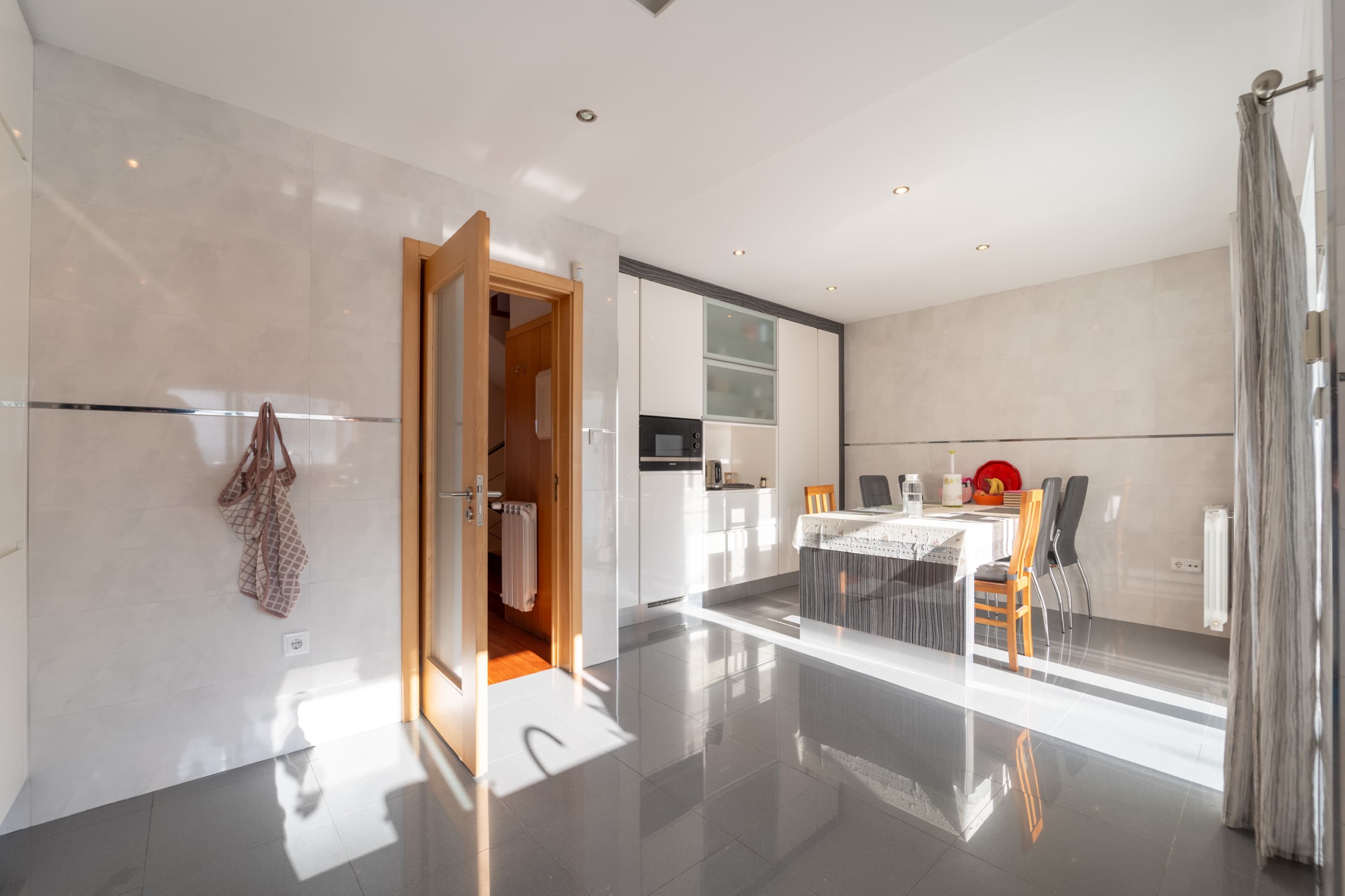Featured property gallery image