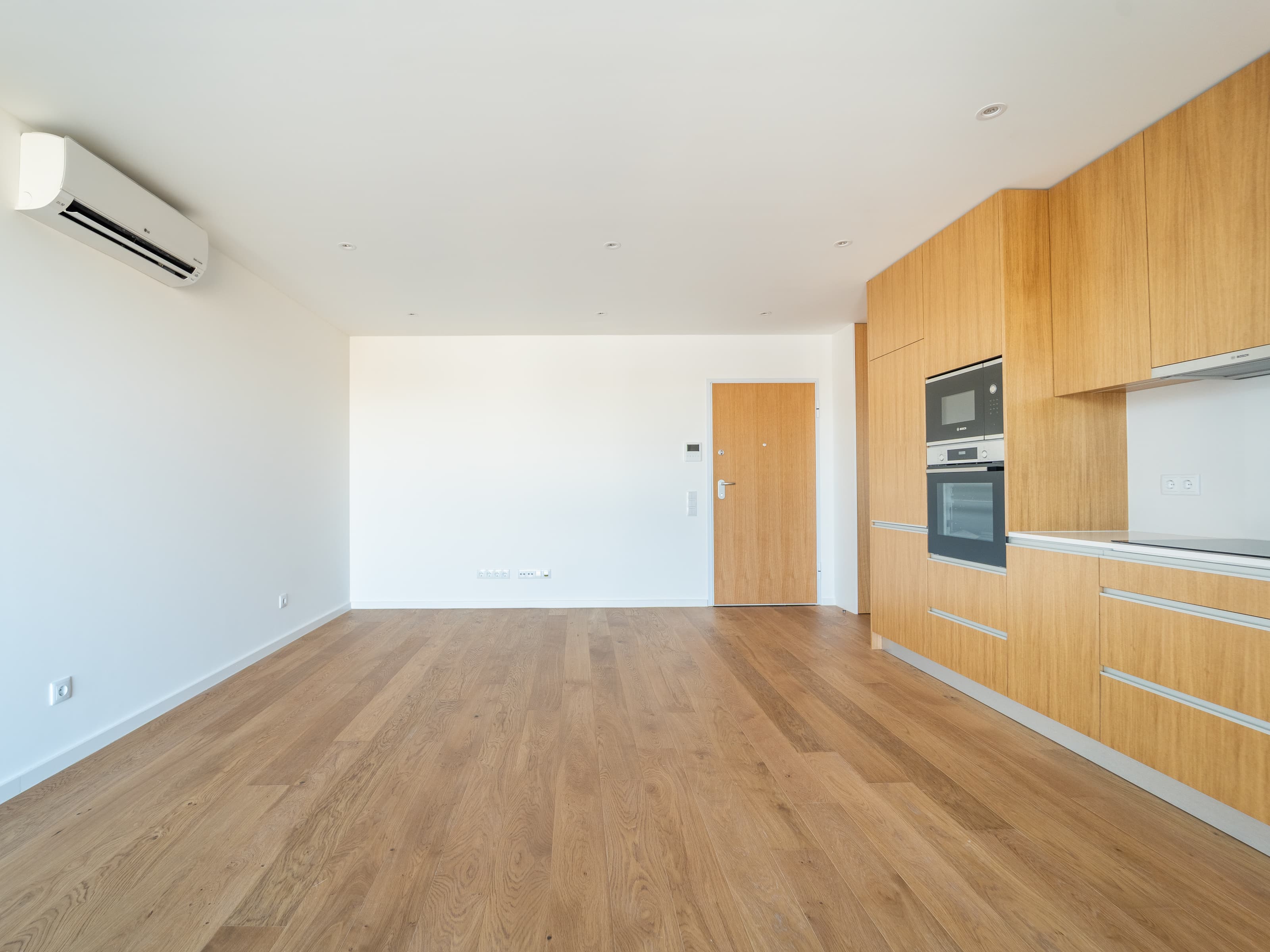 Featured property gallery image