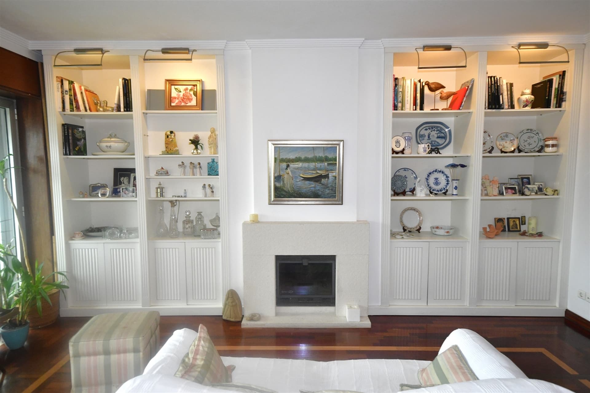 Featured property gallery image