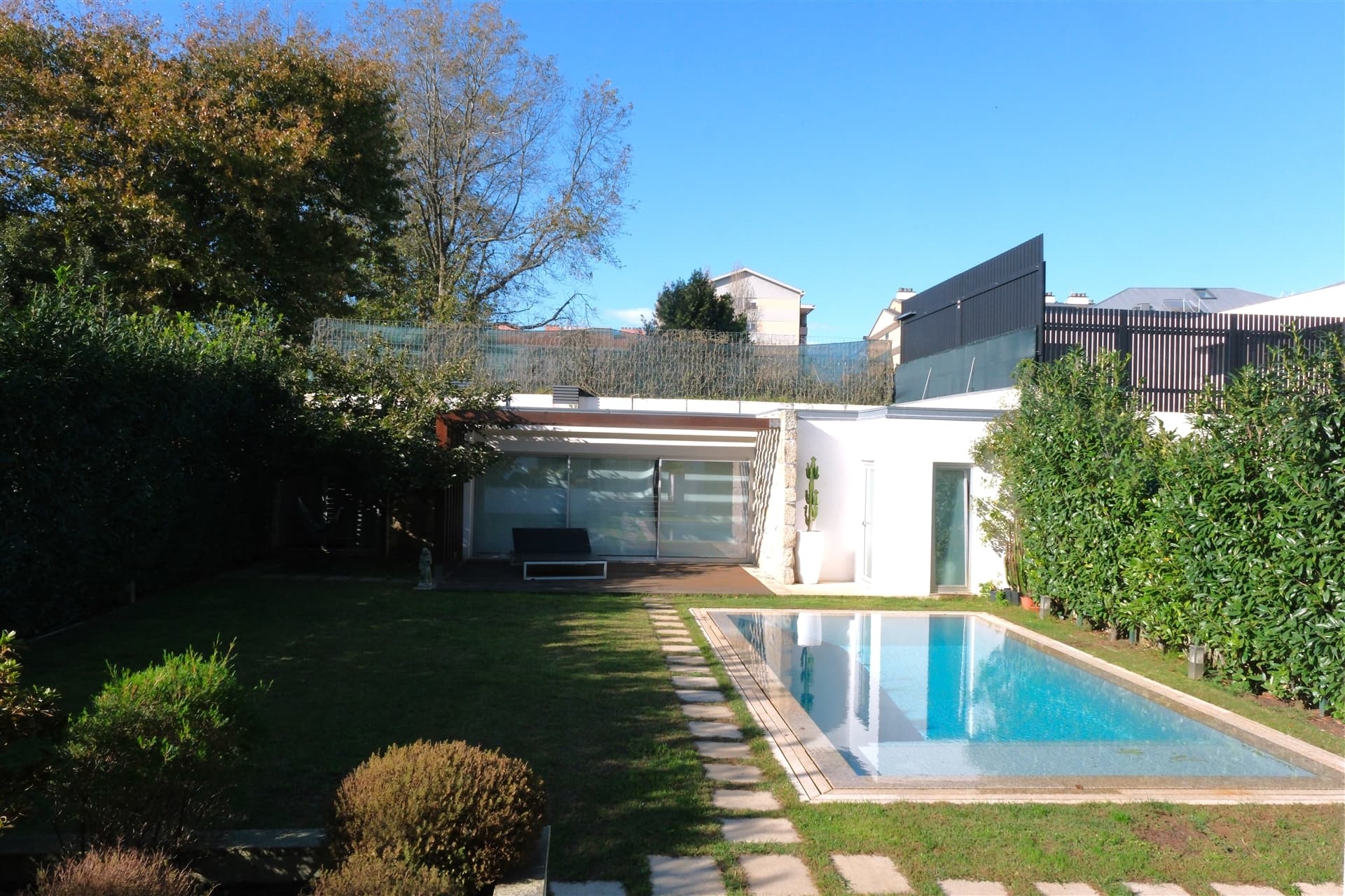 Featured property gallery image