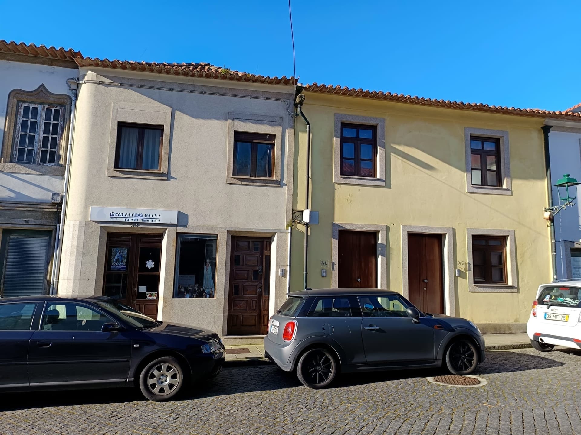 Featured property gallery image