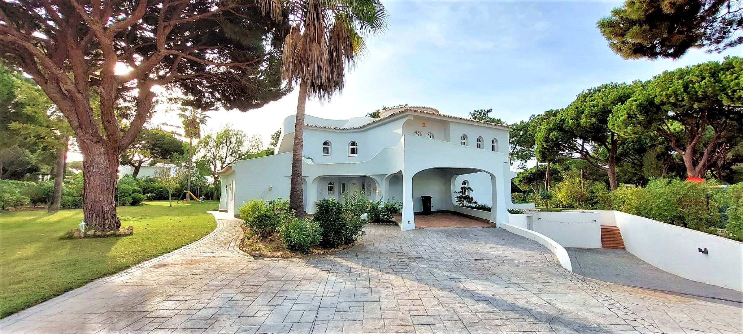 Featured property gallery image