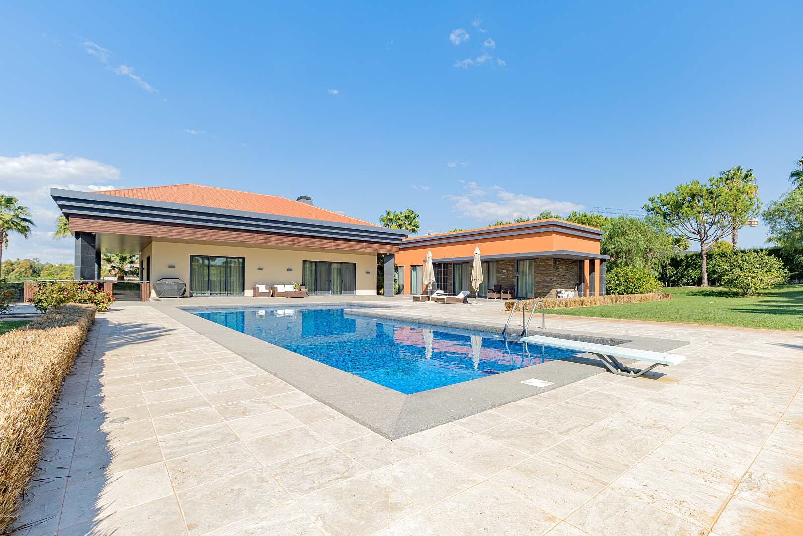 Featured property gallery image