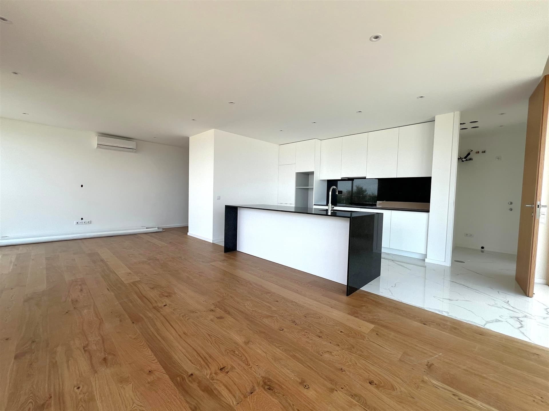 Featured property gallery image