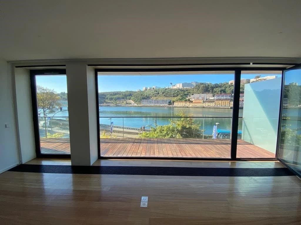 Featured property gallery image