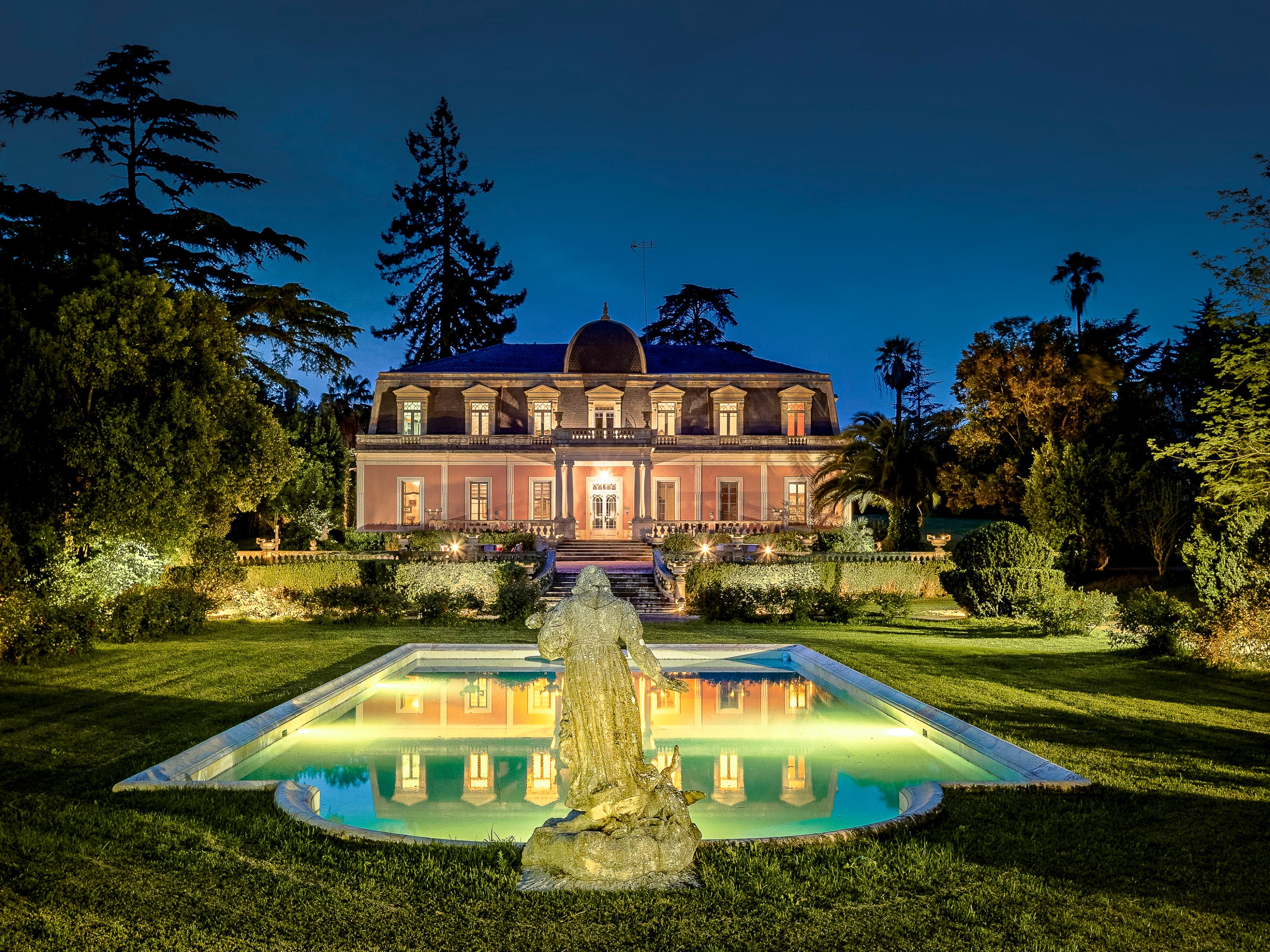 Featured property gallery image