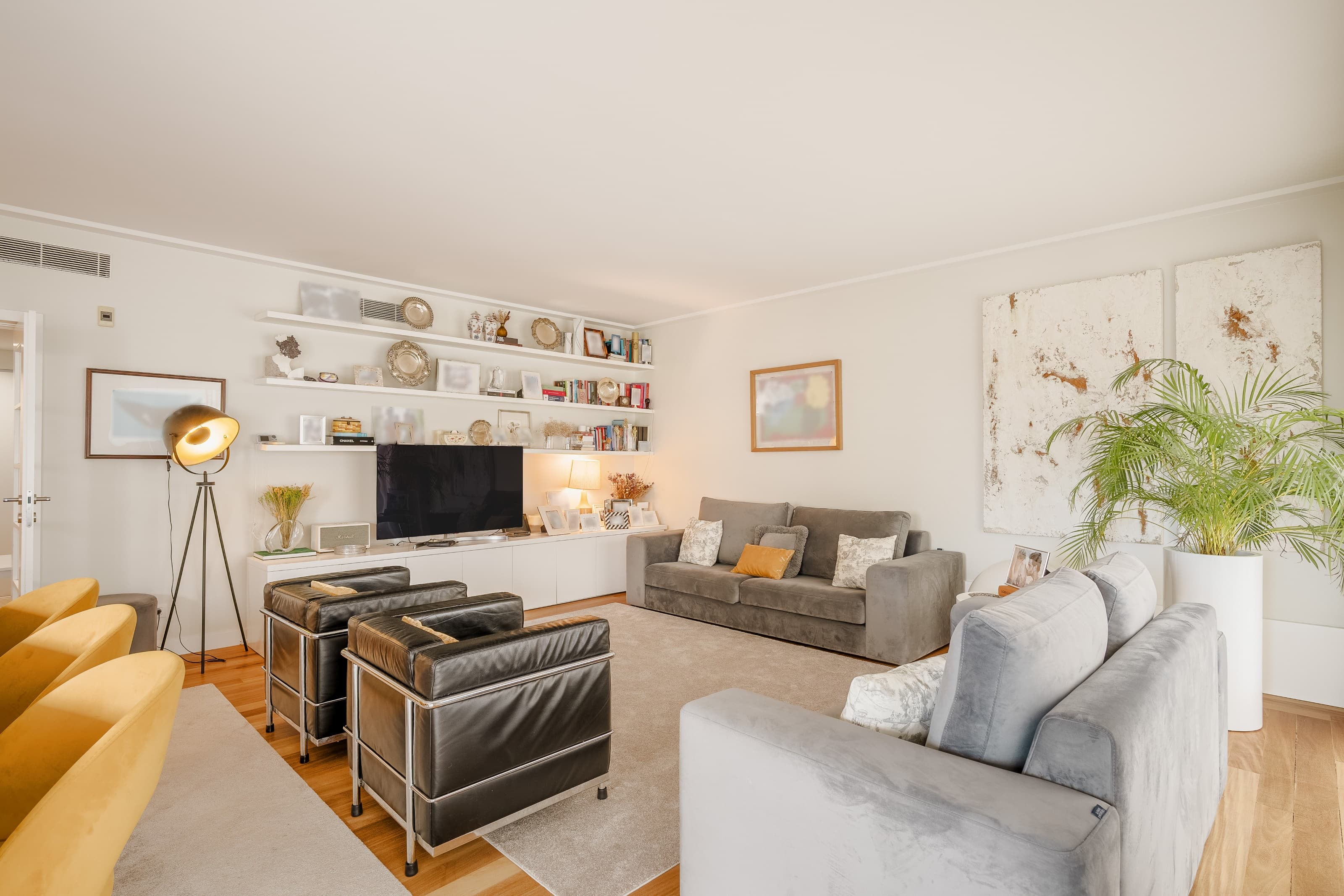 Featured property gallery image