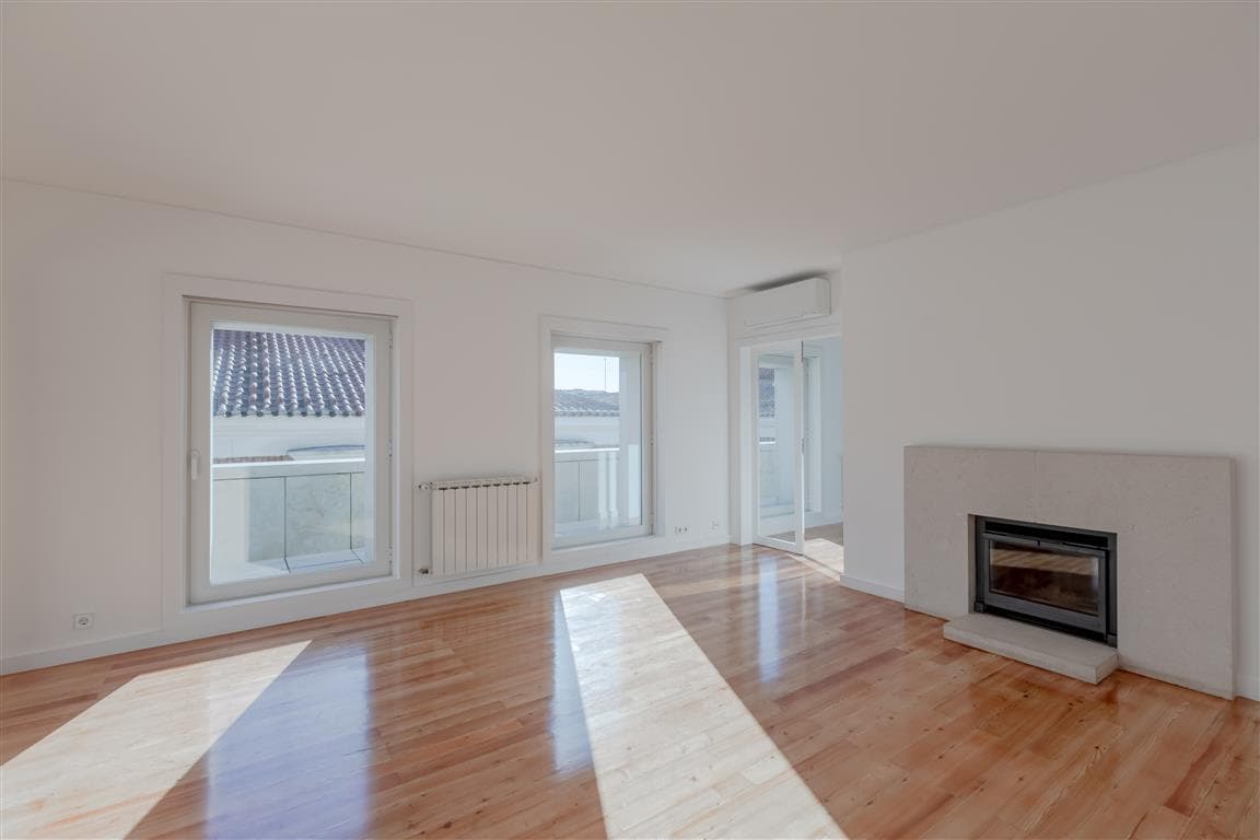 Featured property gallery image