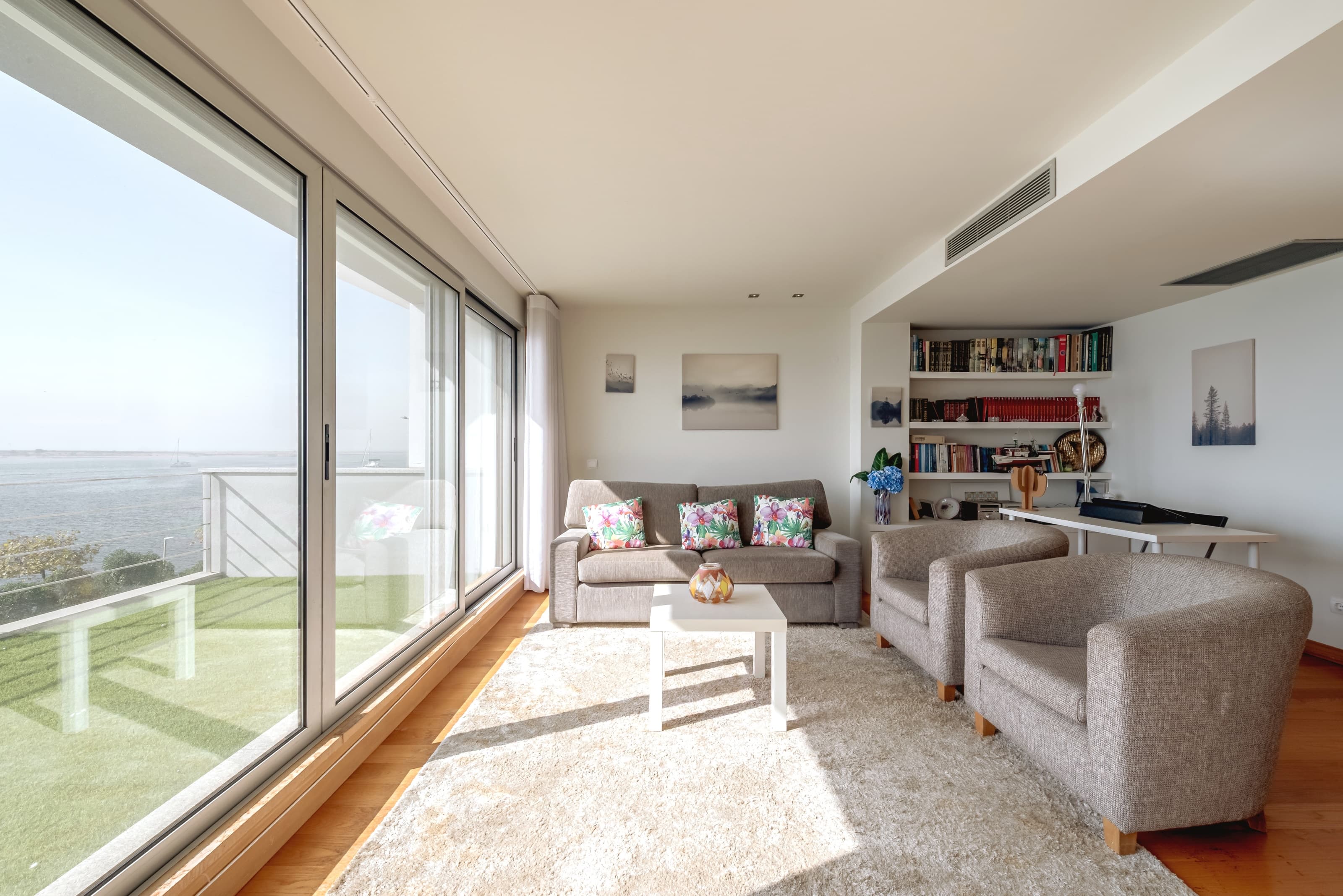 Featured property gallery image