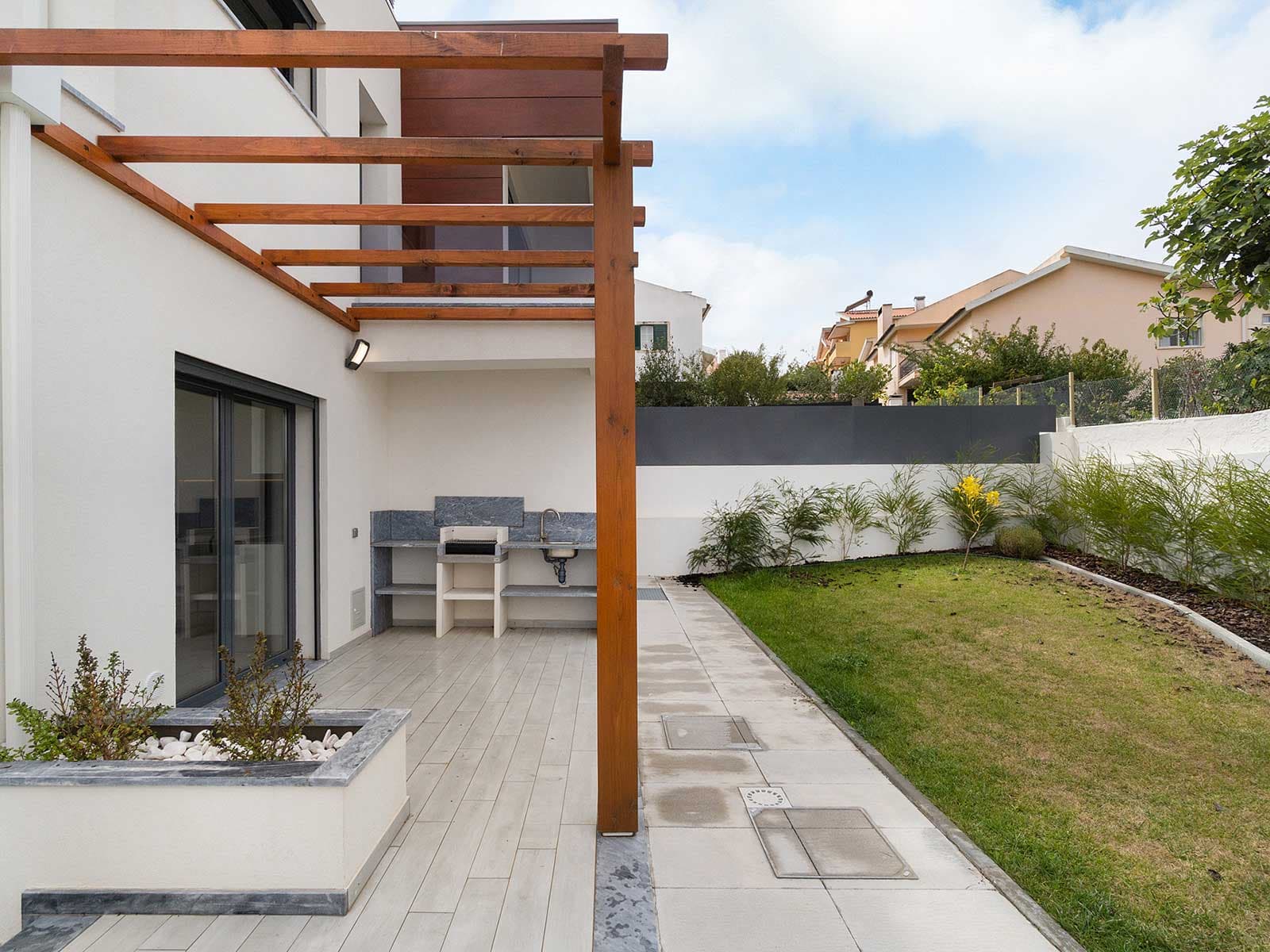 Featured property gallery image