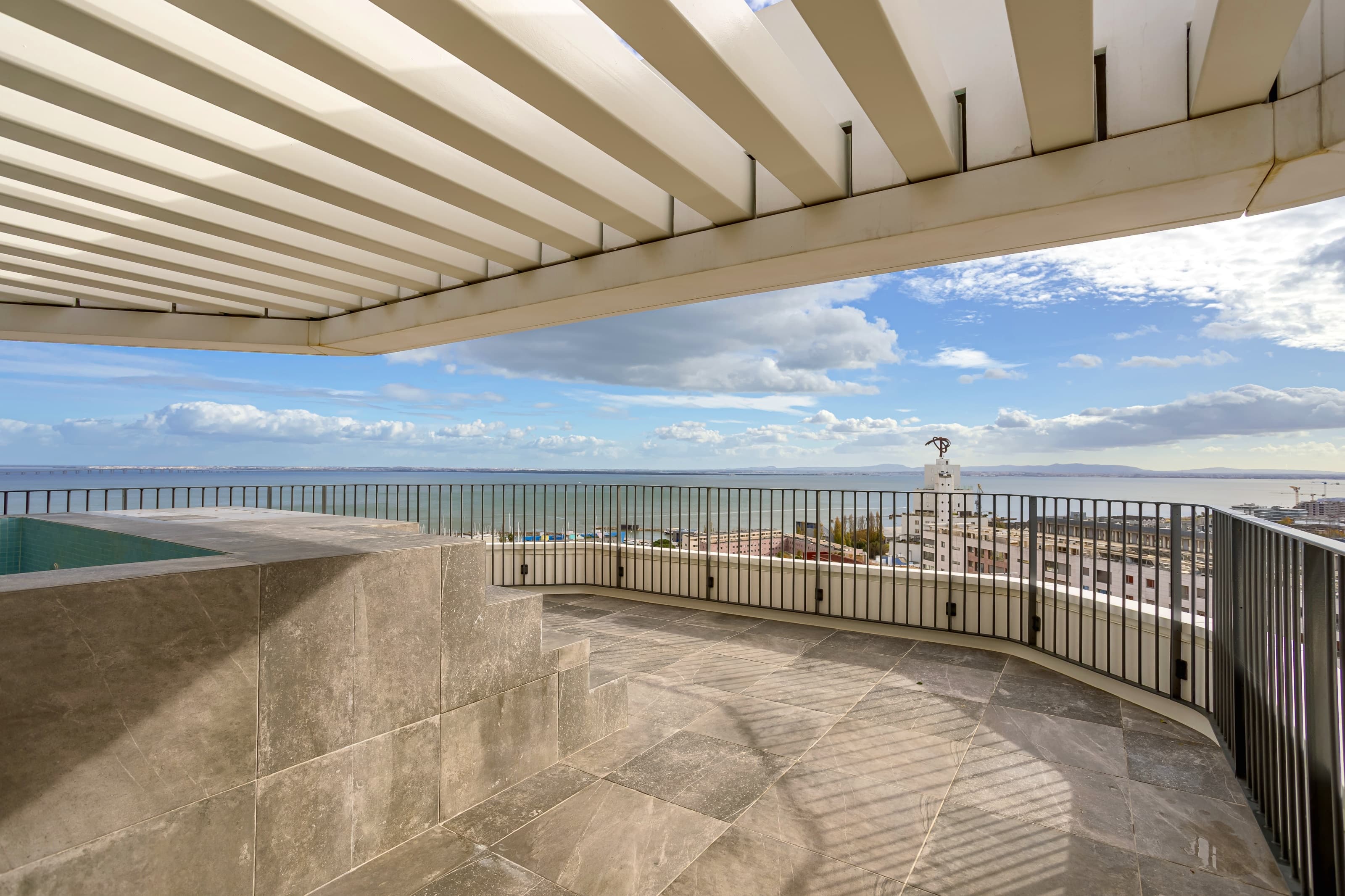 Featured property gallery image