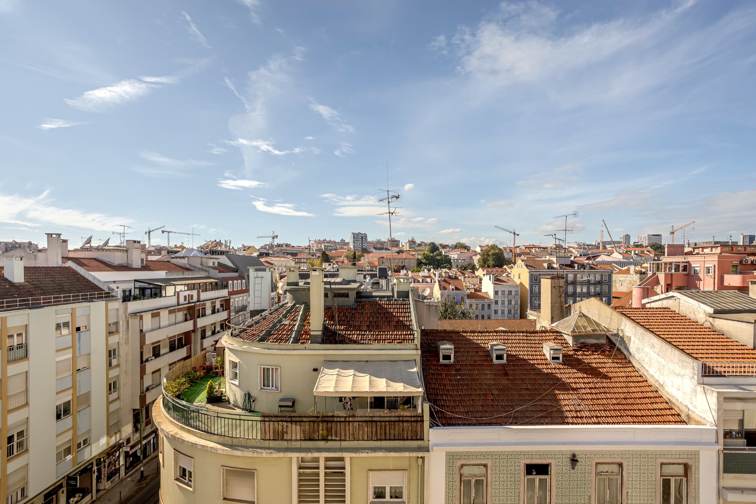 Featured property gallery image