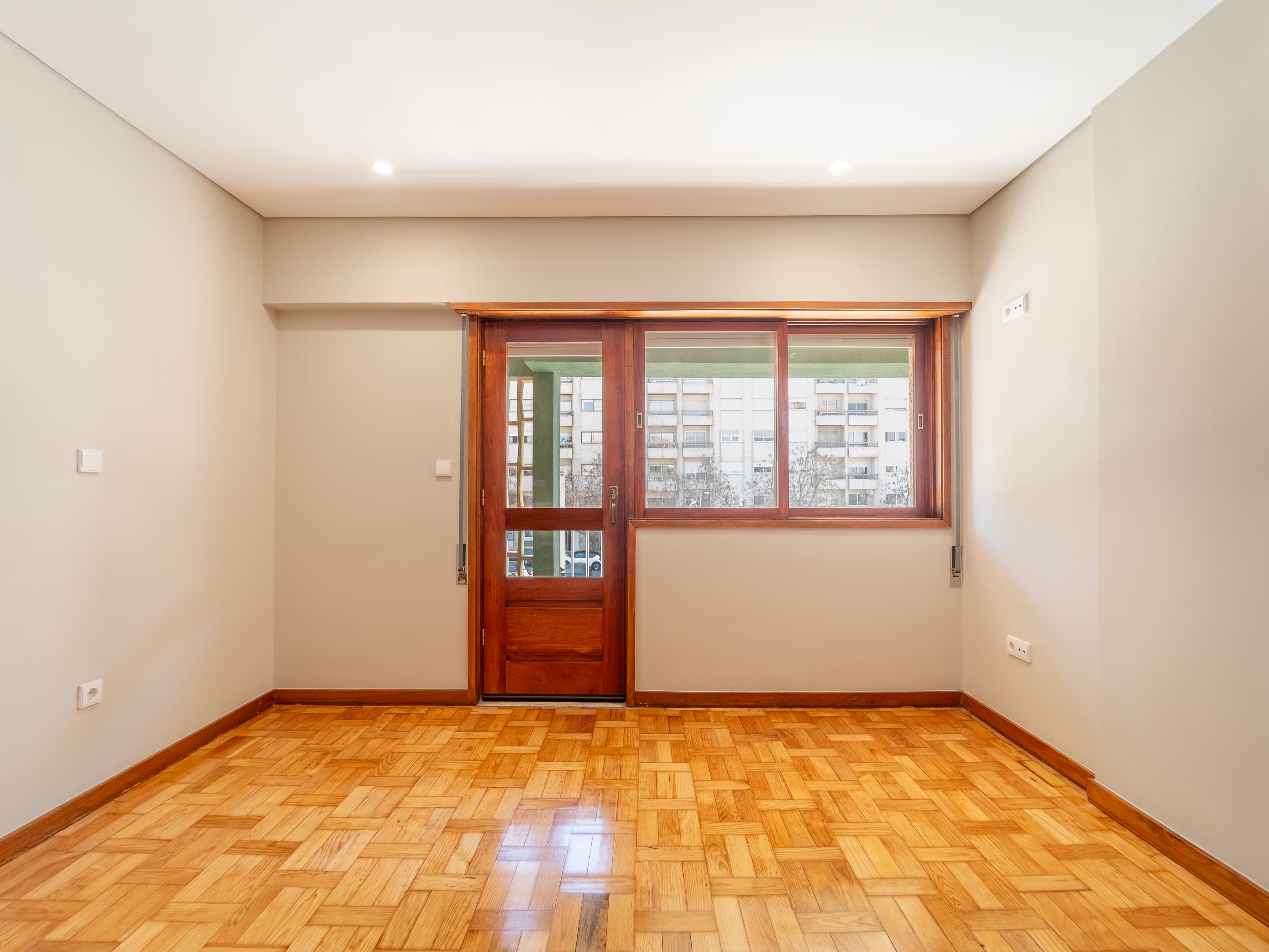 Featured property gallery image