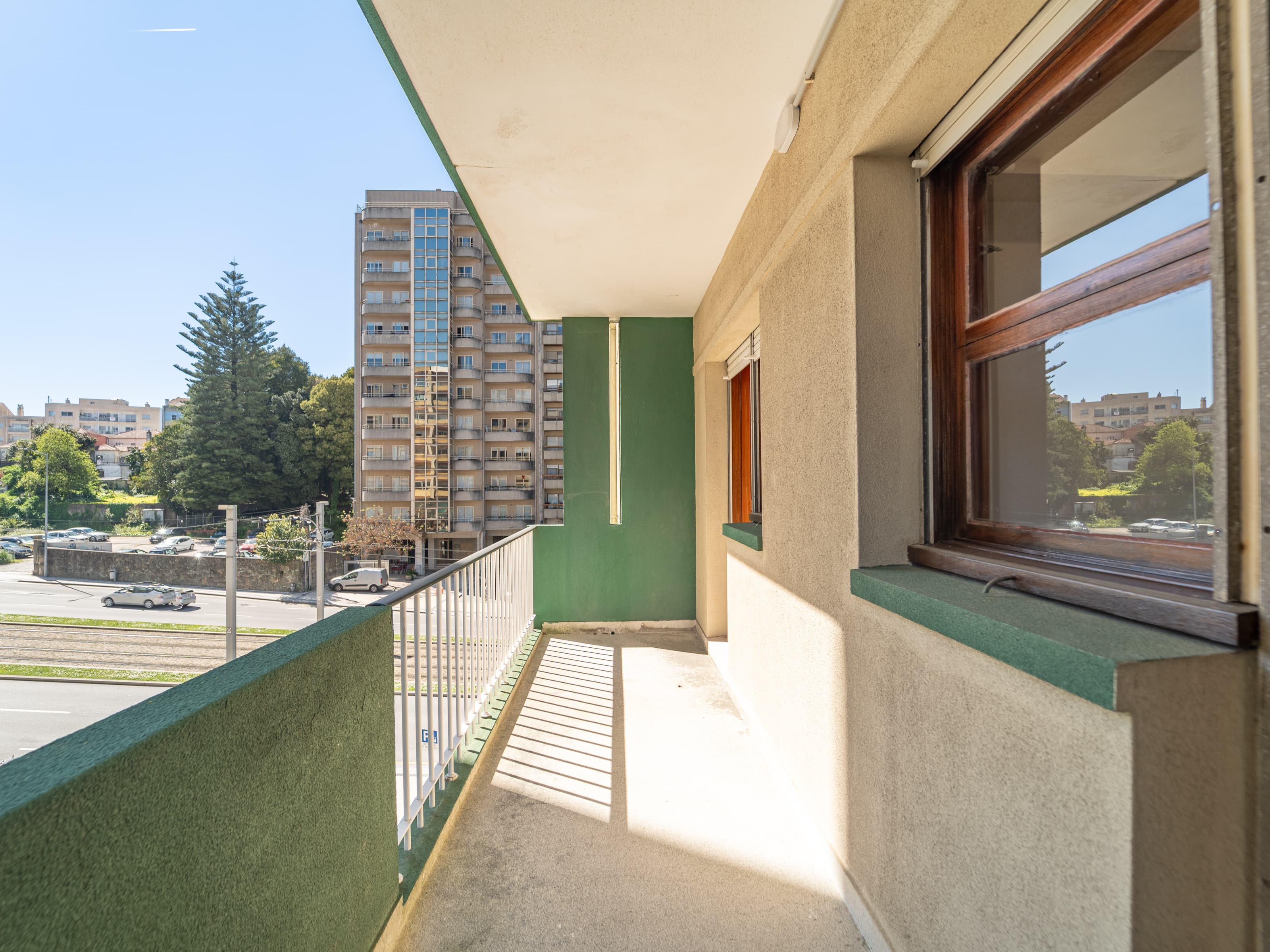 Featured property gallery image