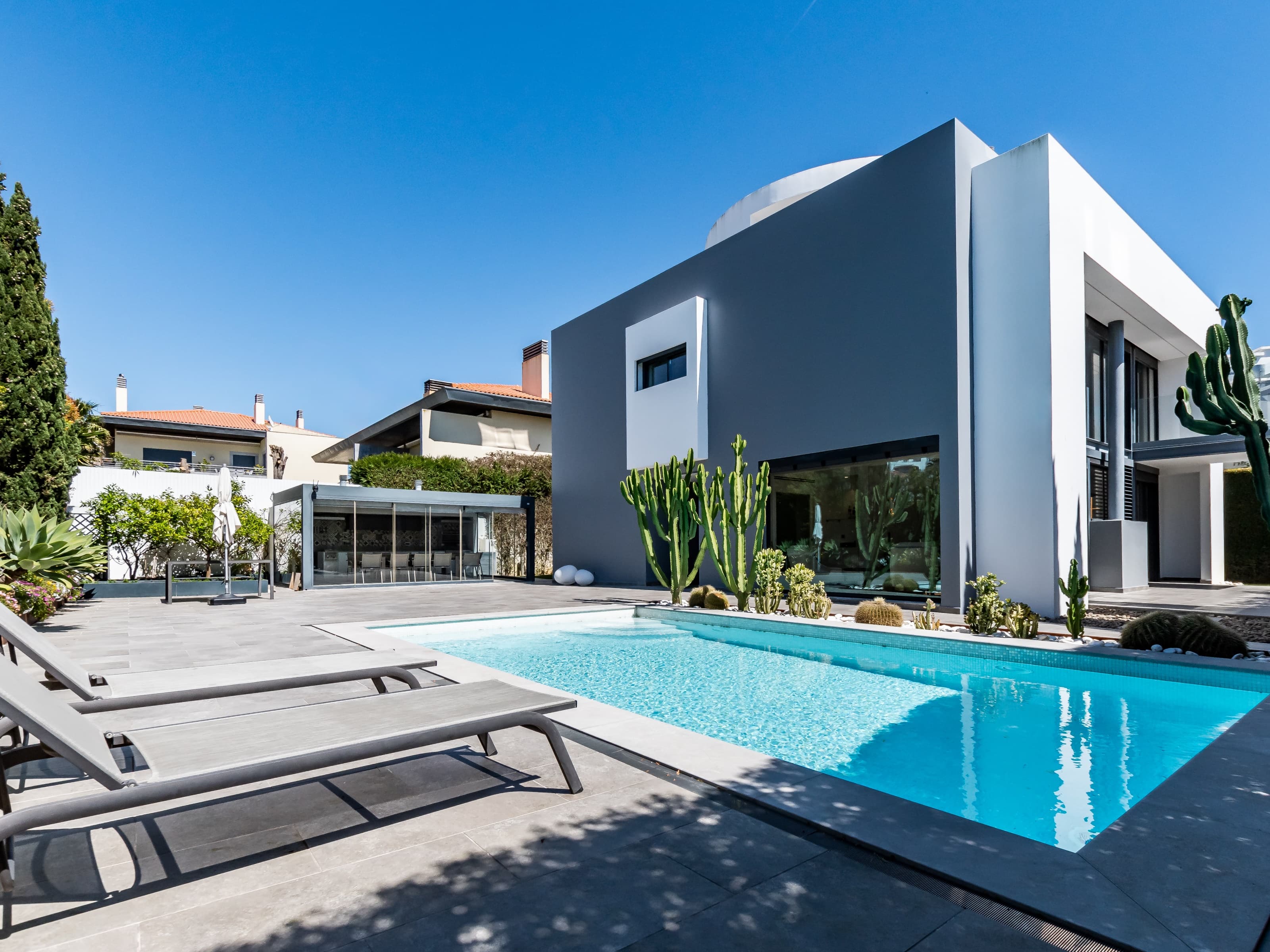Featured property gallery image