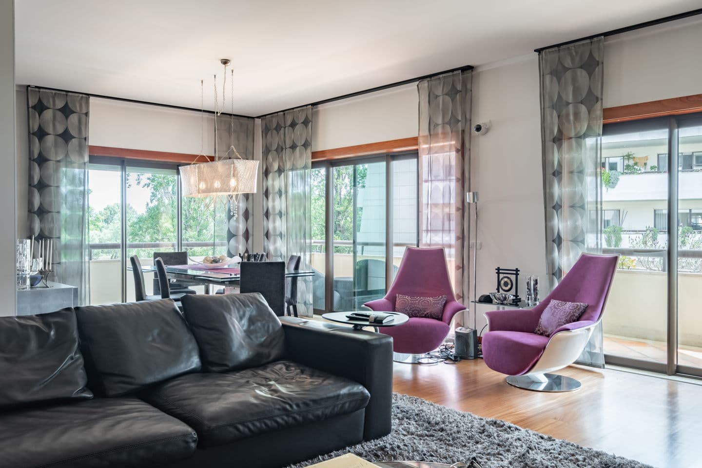Featured property gallery image