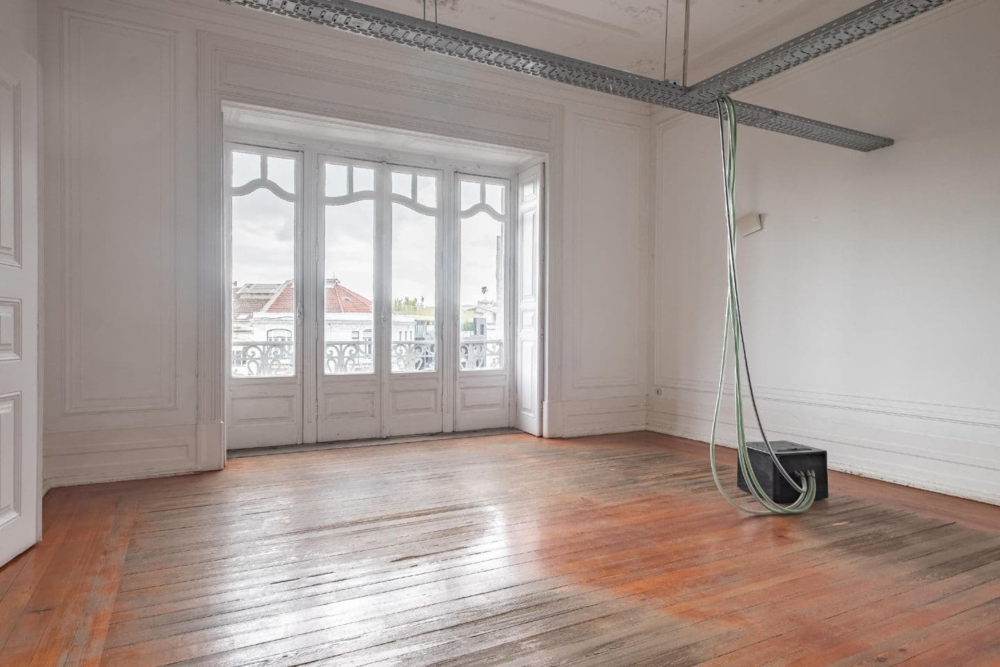 Featured property gallery image