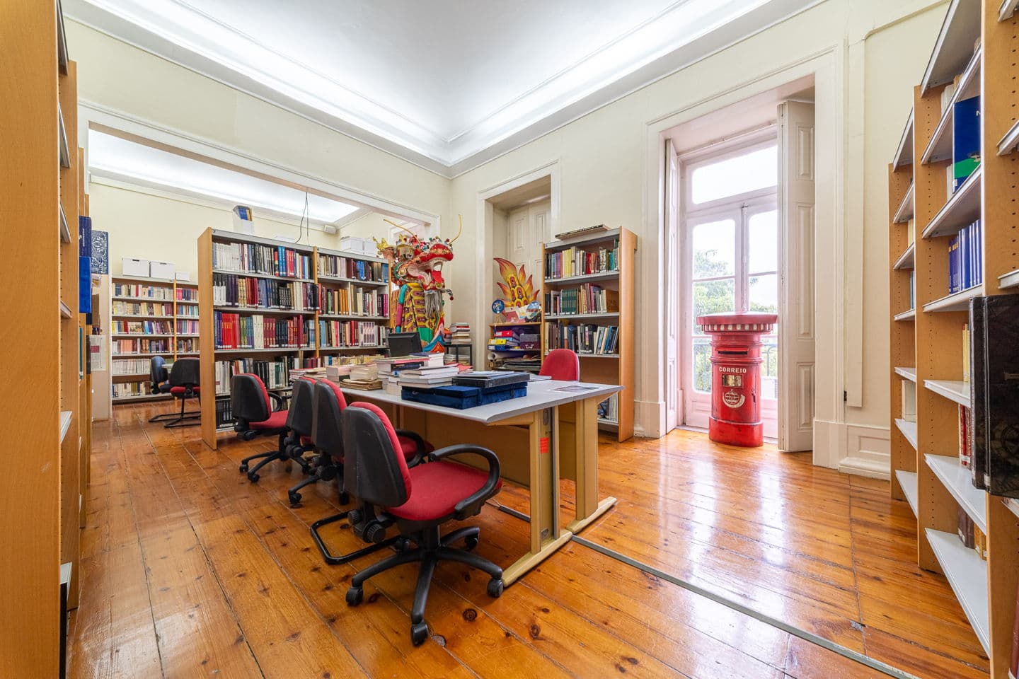 Featured property gallery image