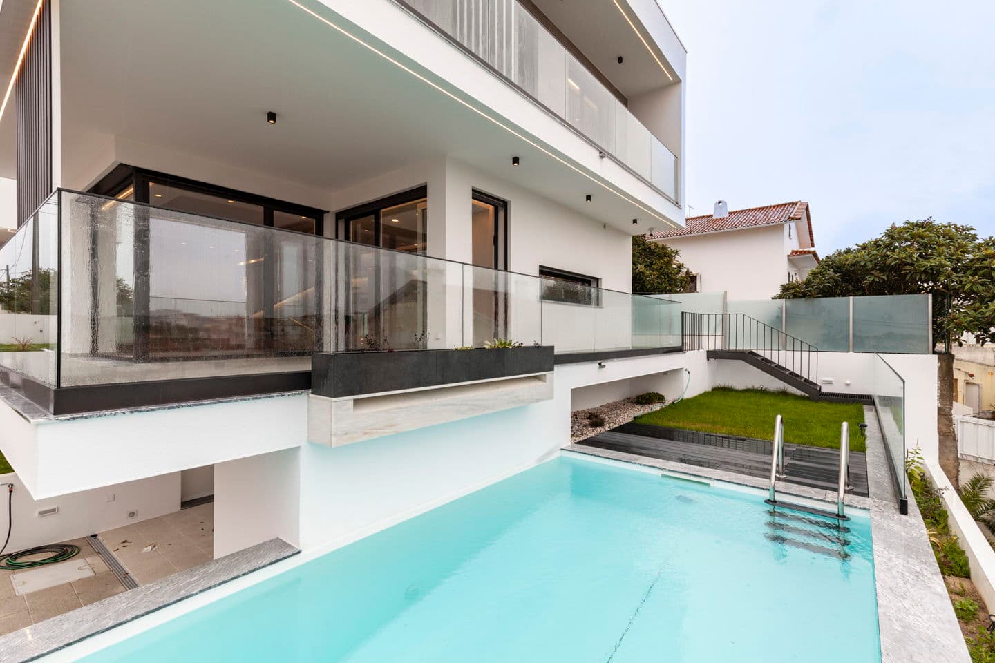 Featured property gallery image