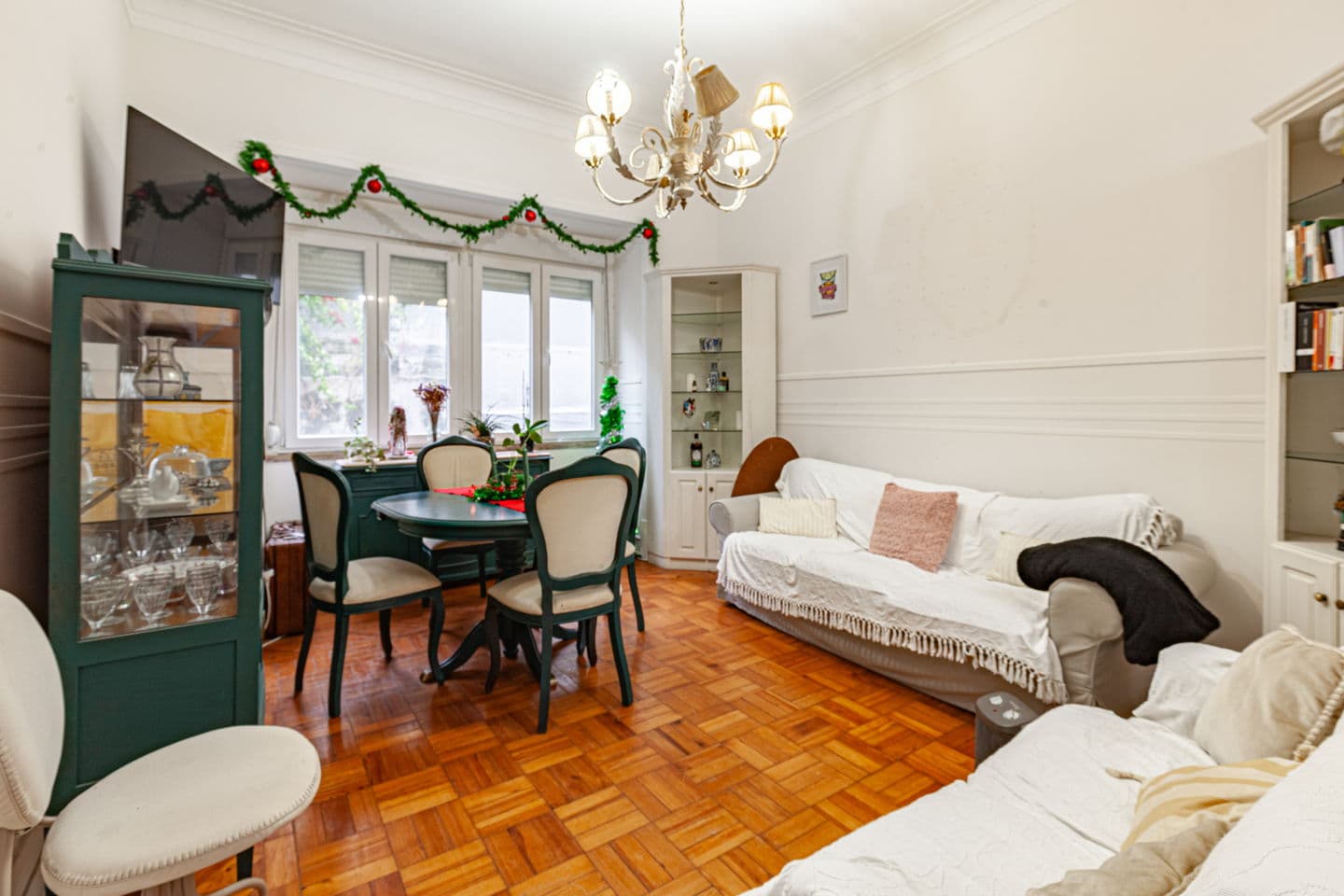 Featured property gallery image