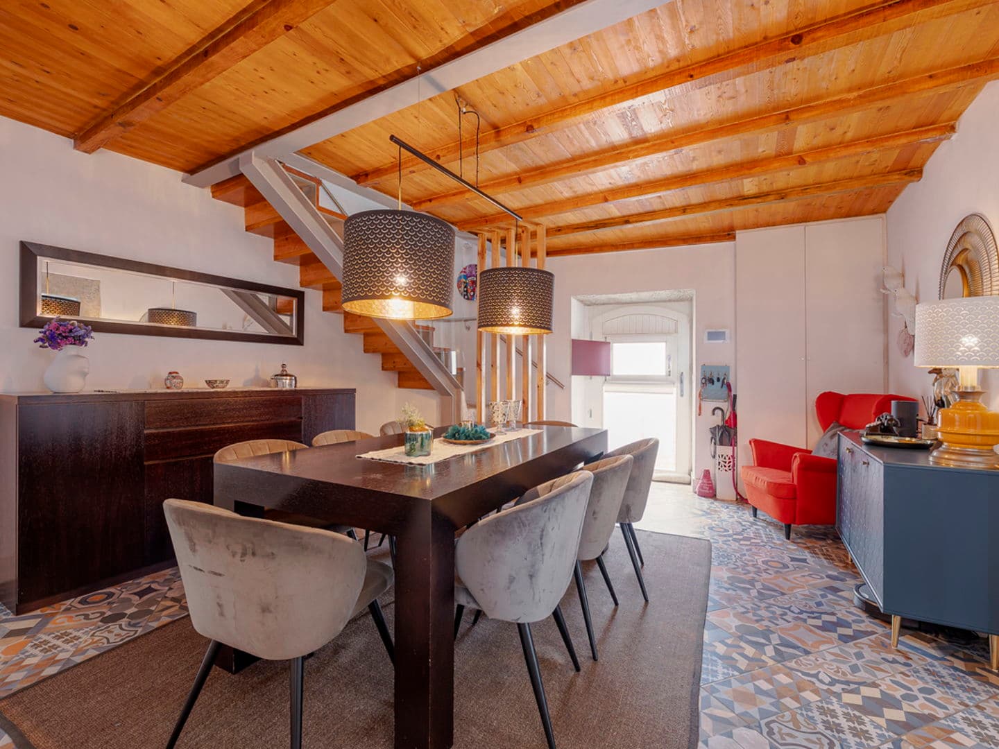 Featured property gallery image