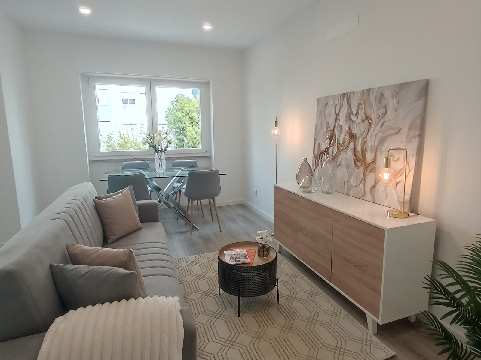 Featured property gallery image