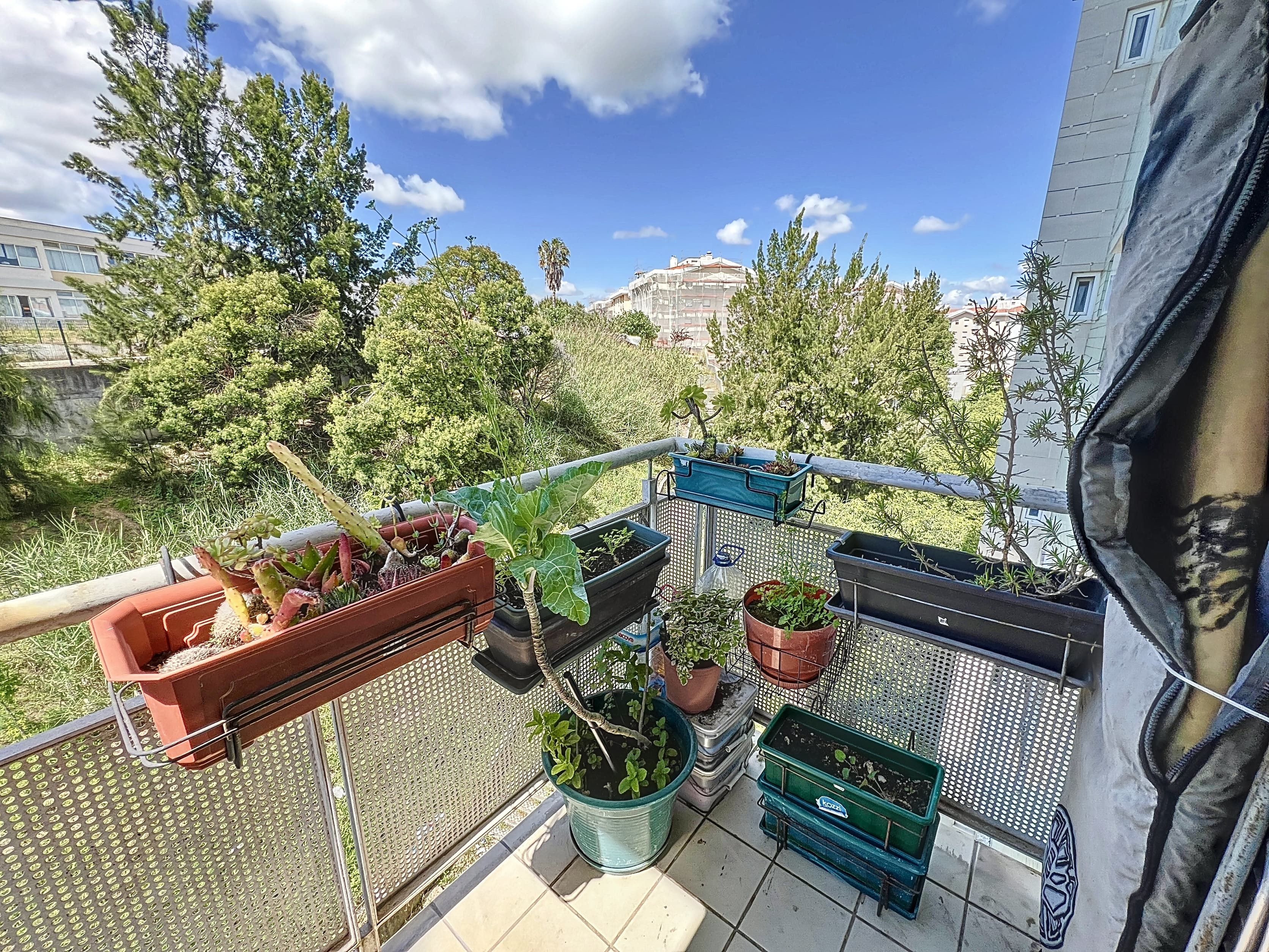 Featured property gallery image