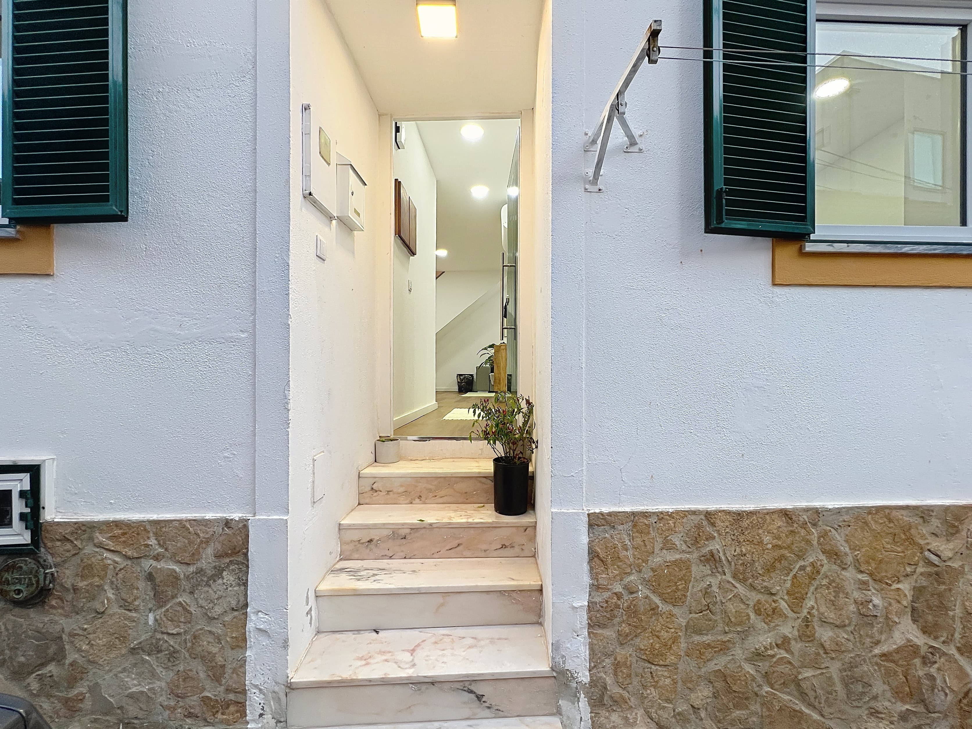 Featured property gallery image
