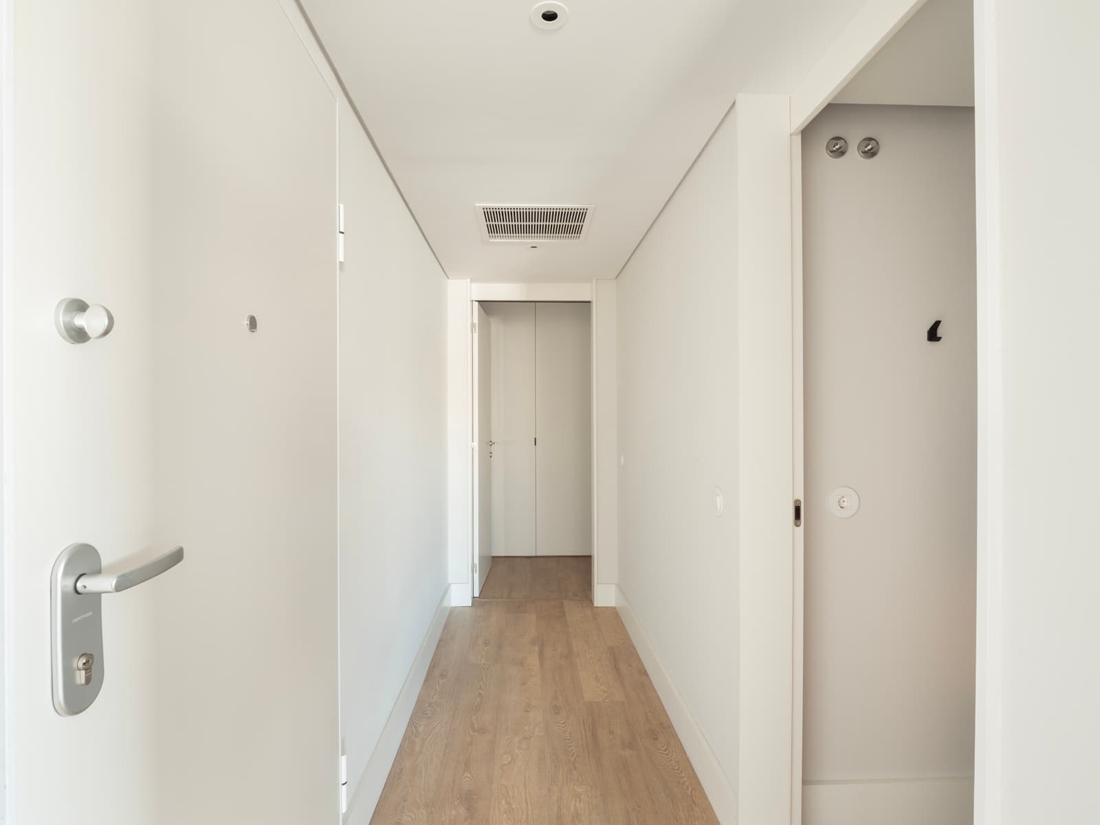 Featured property gallery image