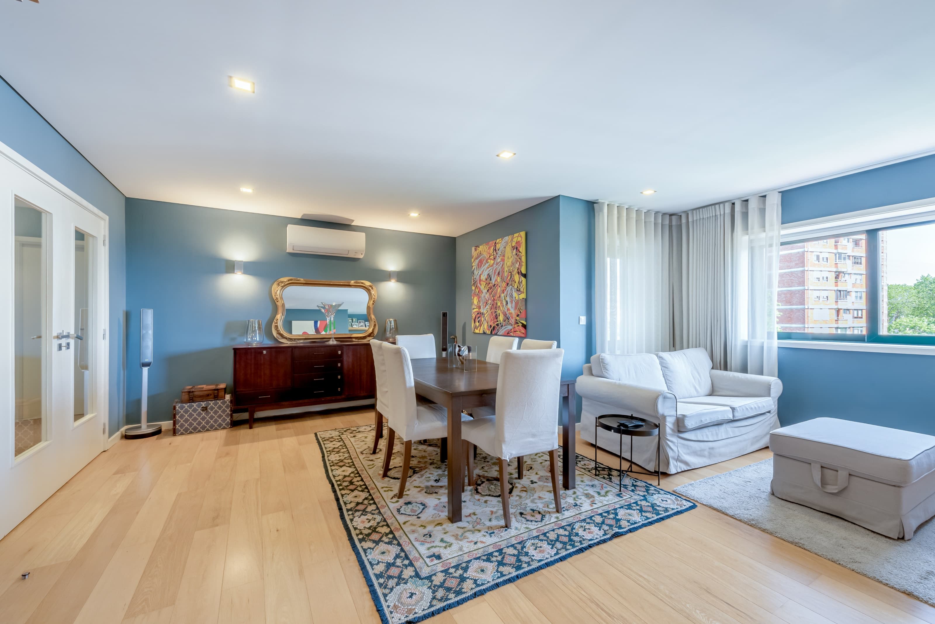 Featured property gallery image