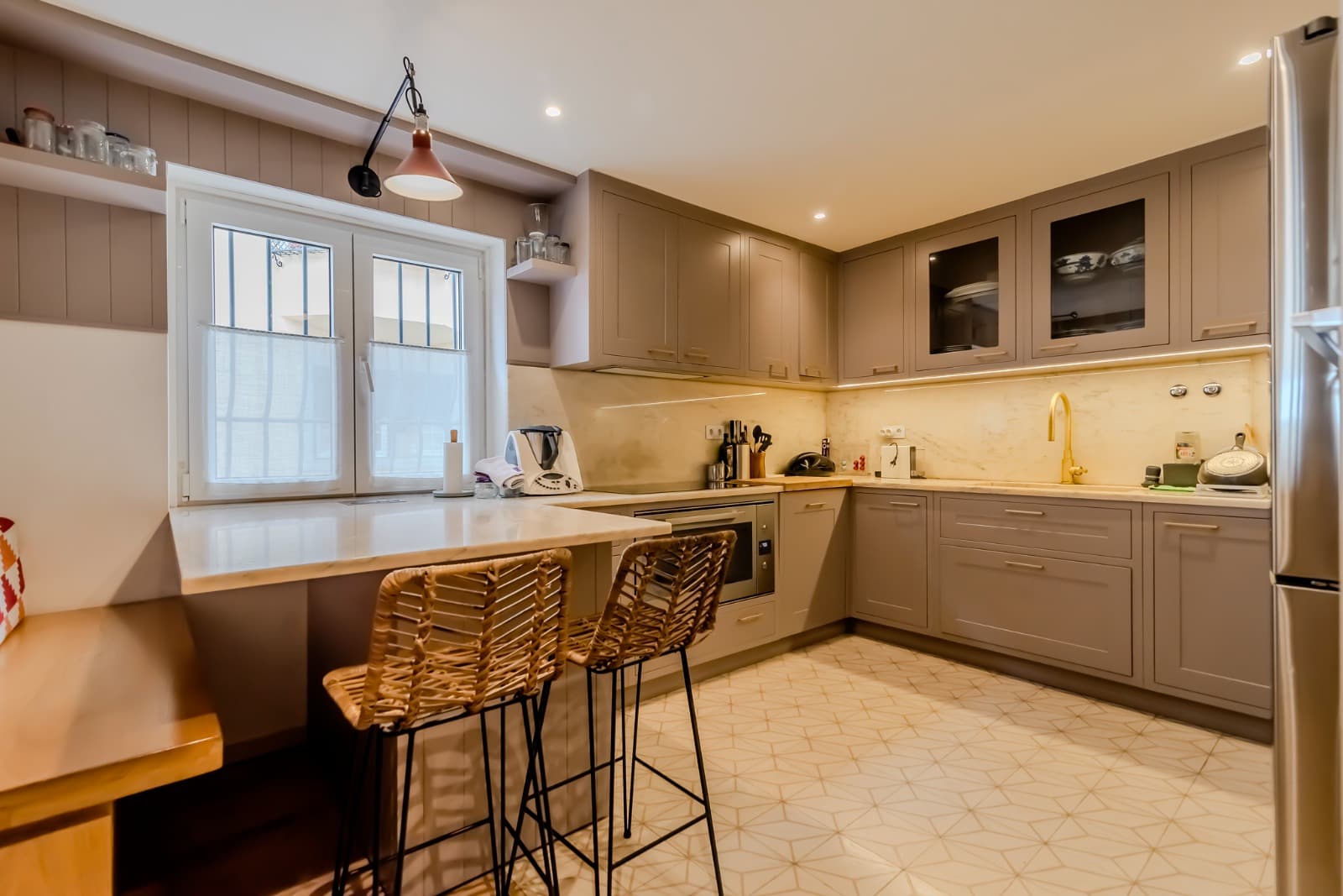 Featured property gallery image