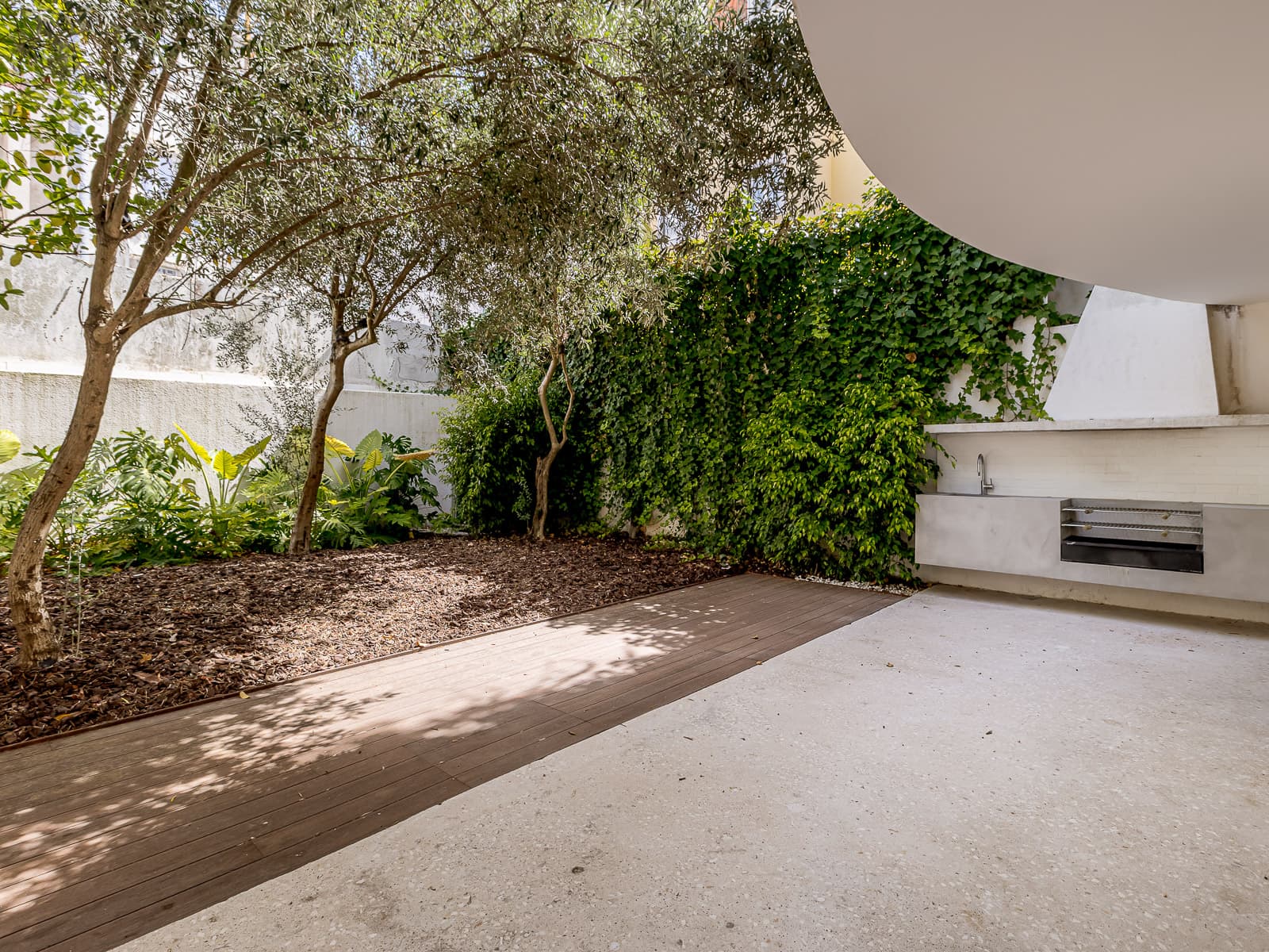 Featured property gallery image