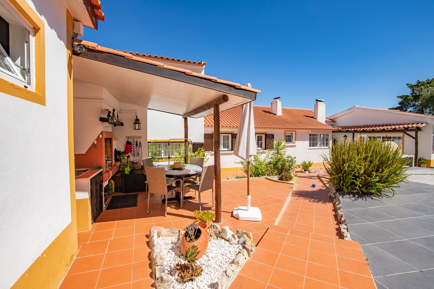 Featured property gallery image
