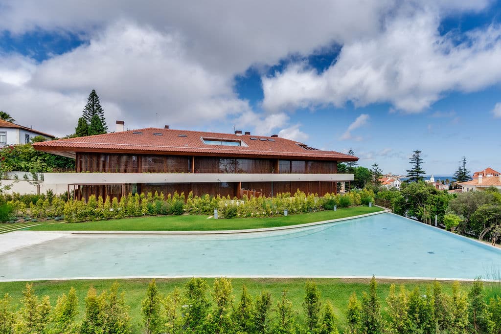 Featured property gallery image