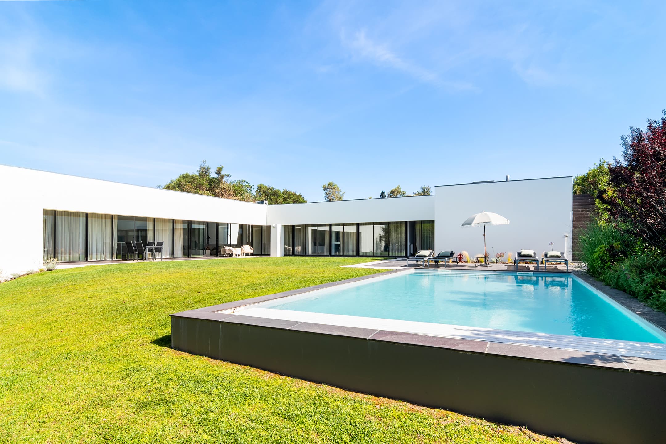 Featured property gallery image