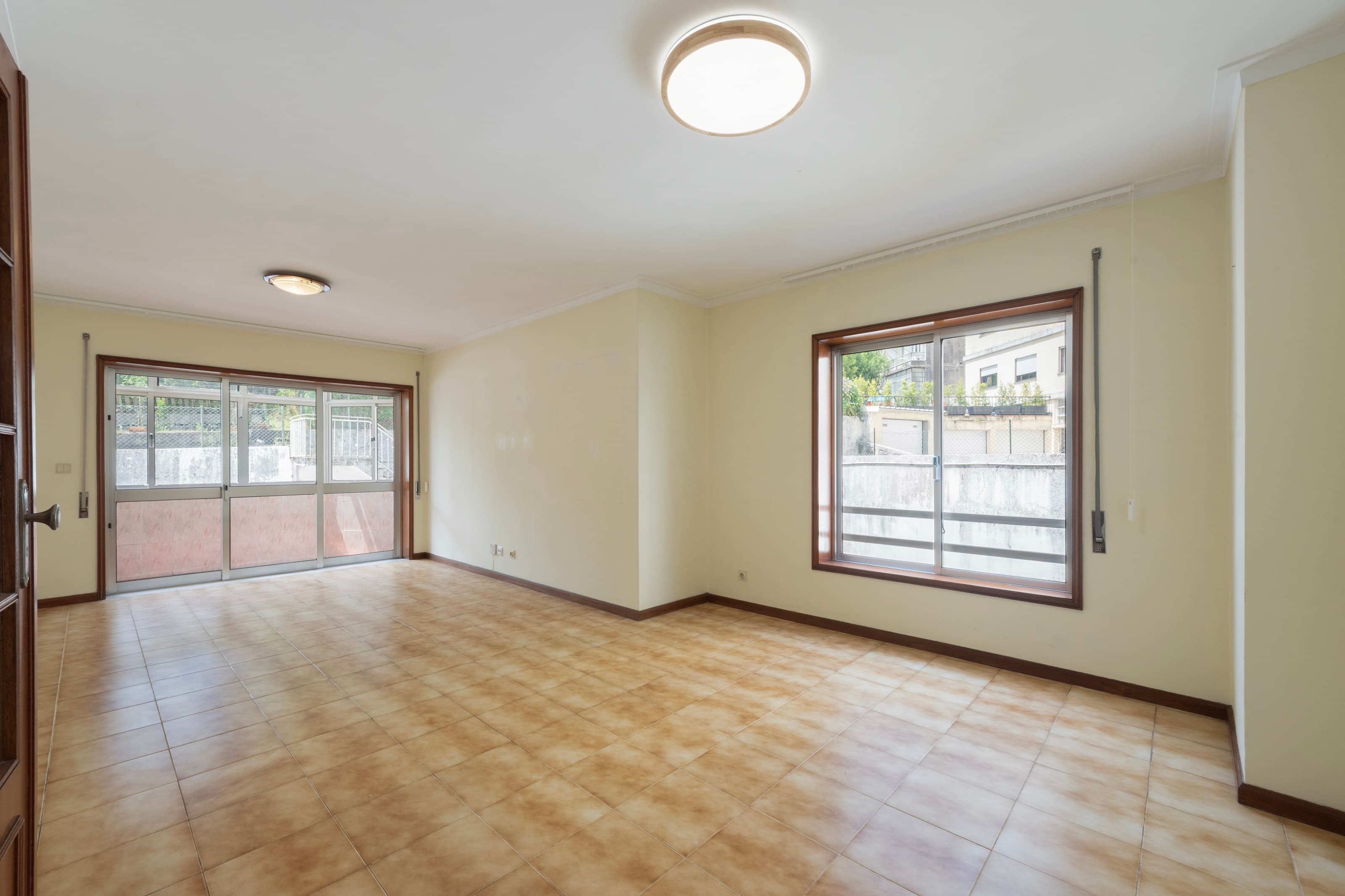 Featured property gallery image