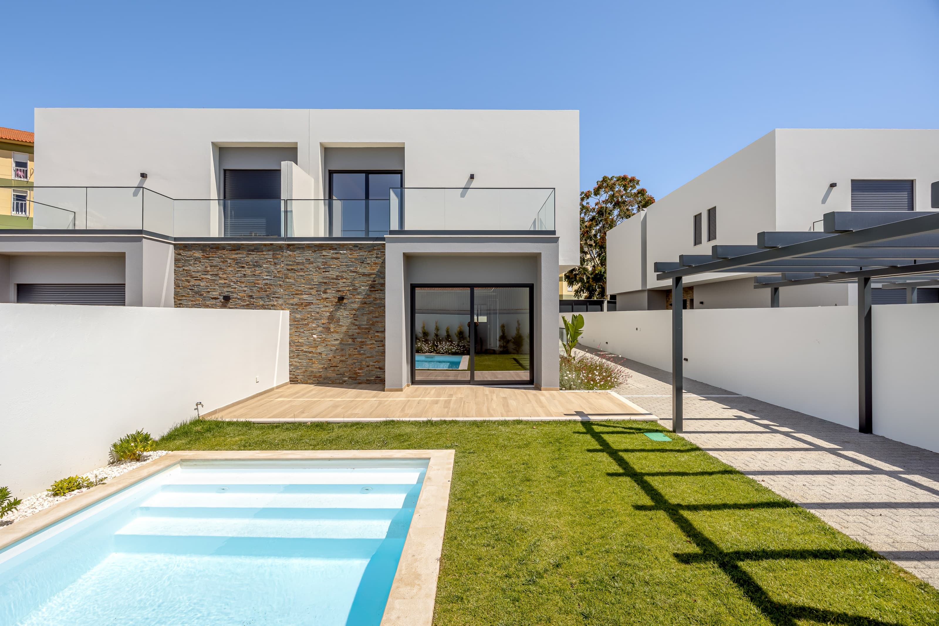 Featured property gallery image