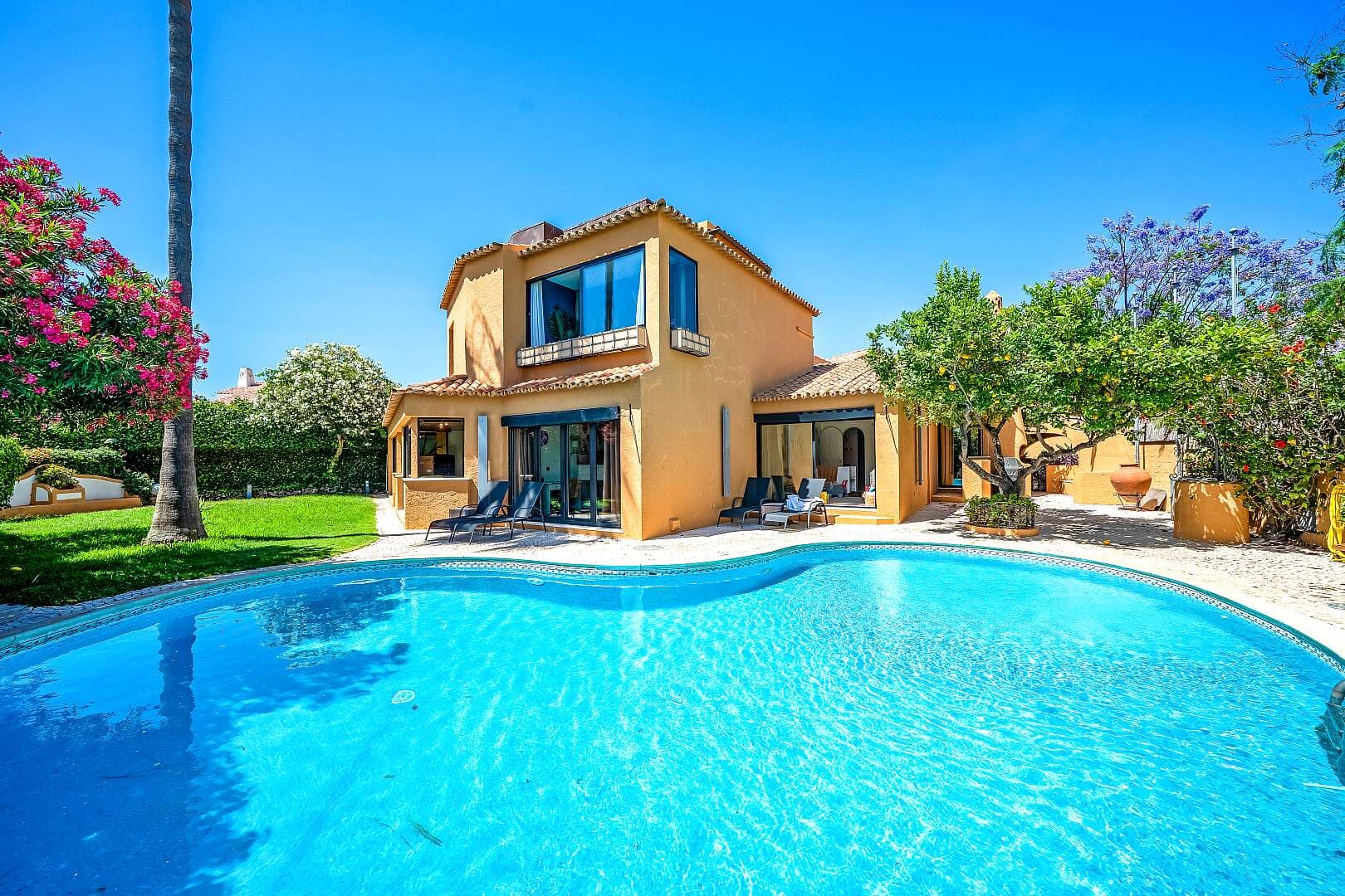Featured property gallery image
