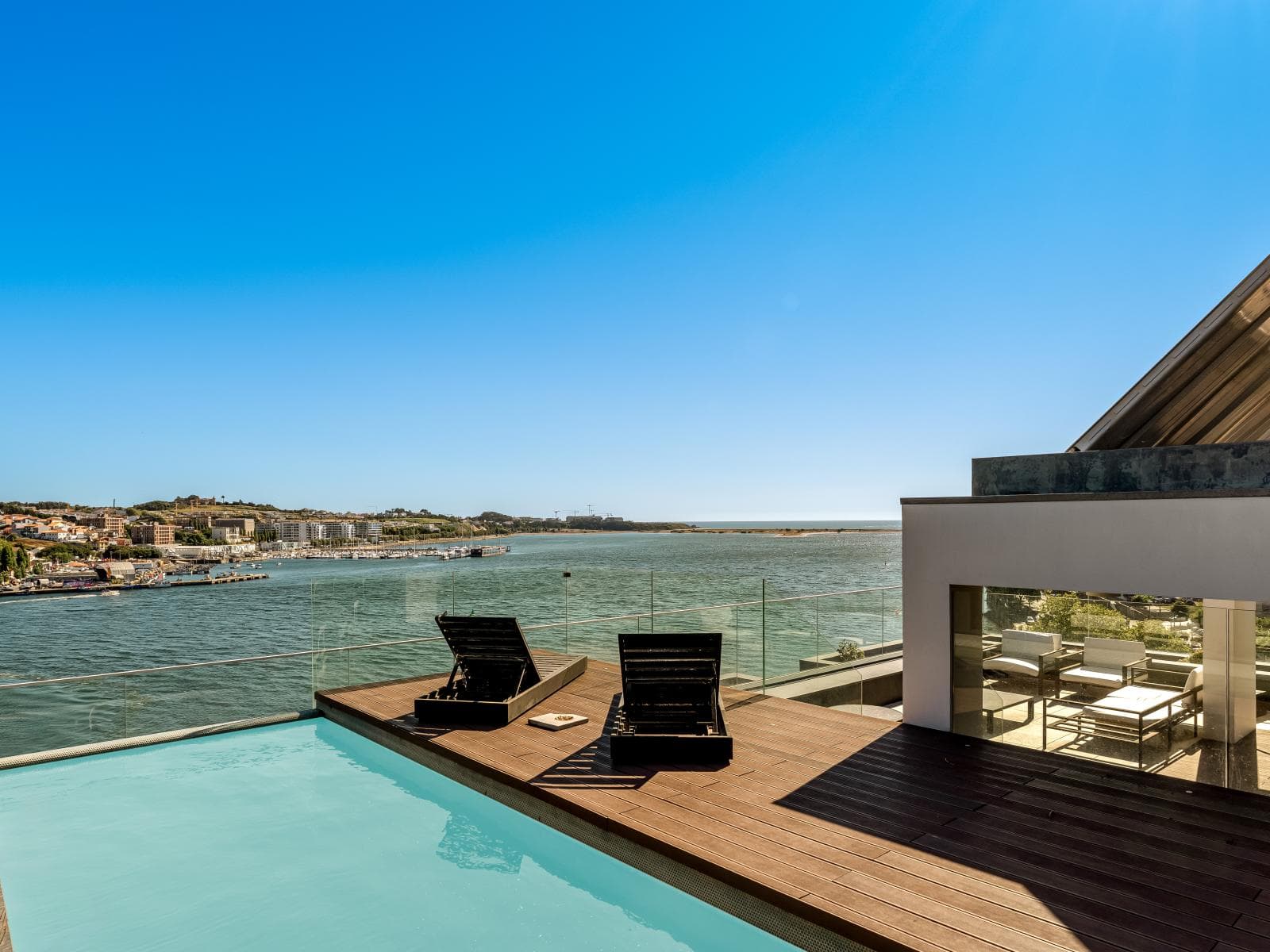 Featured property gallery image
