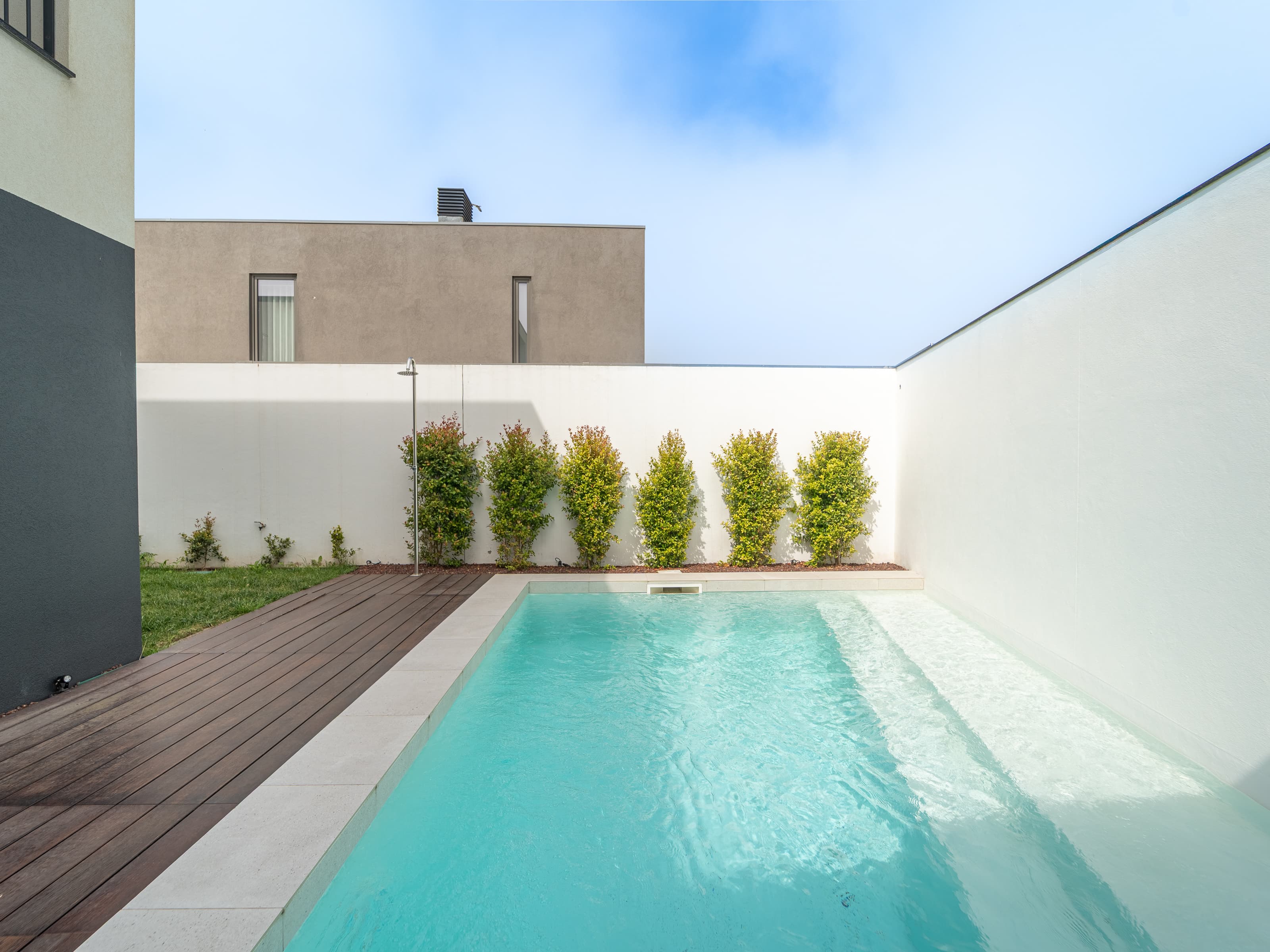 Featured property gallery image