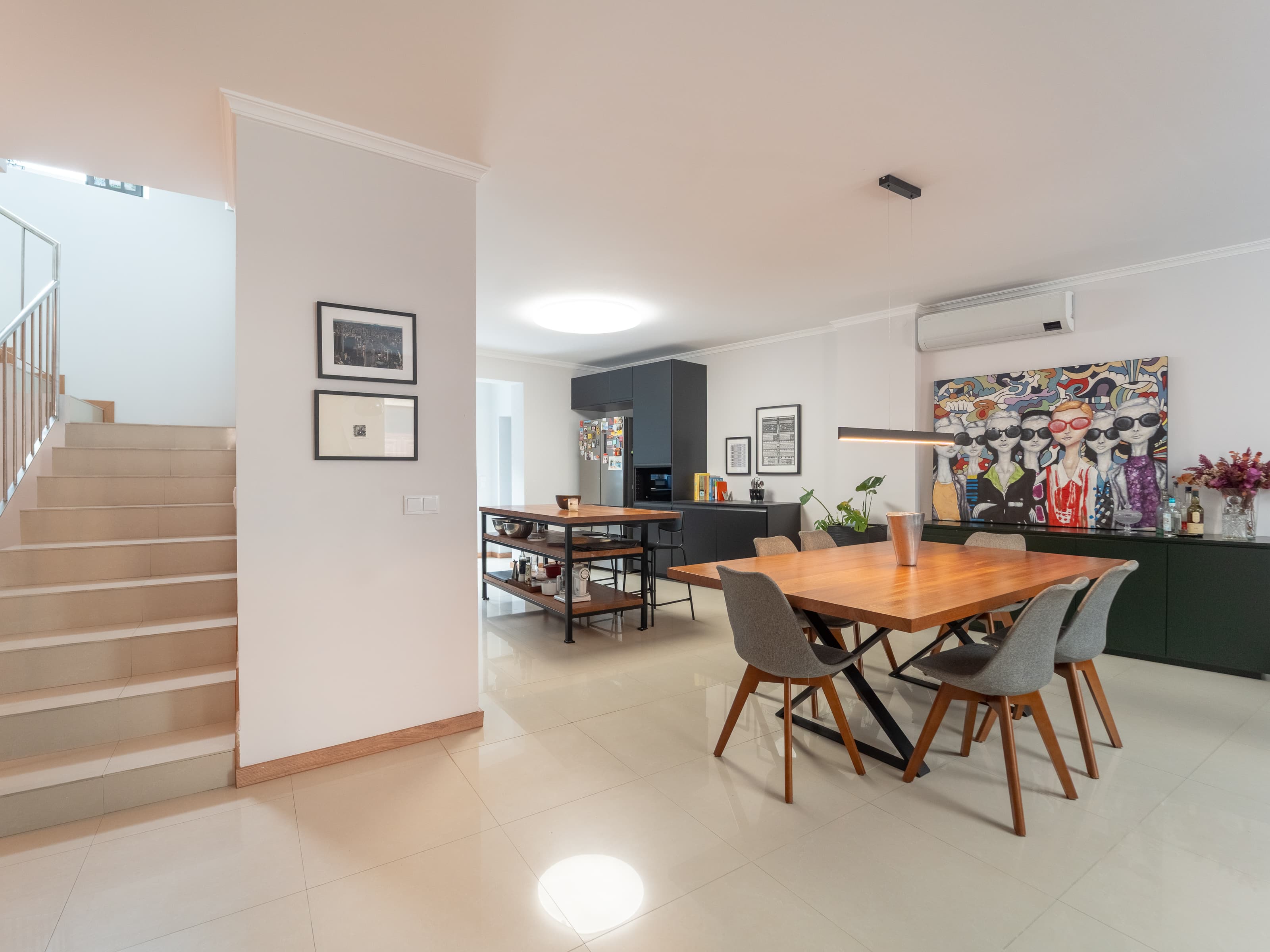 Featured property gallery image