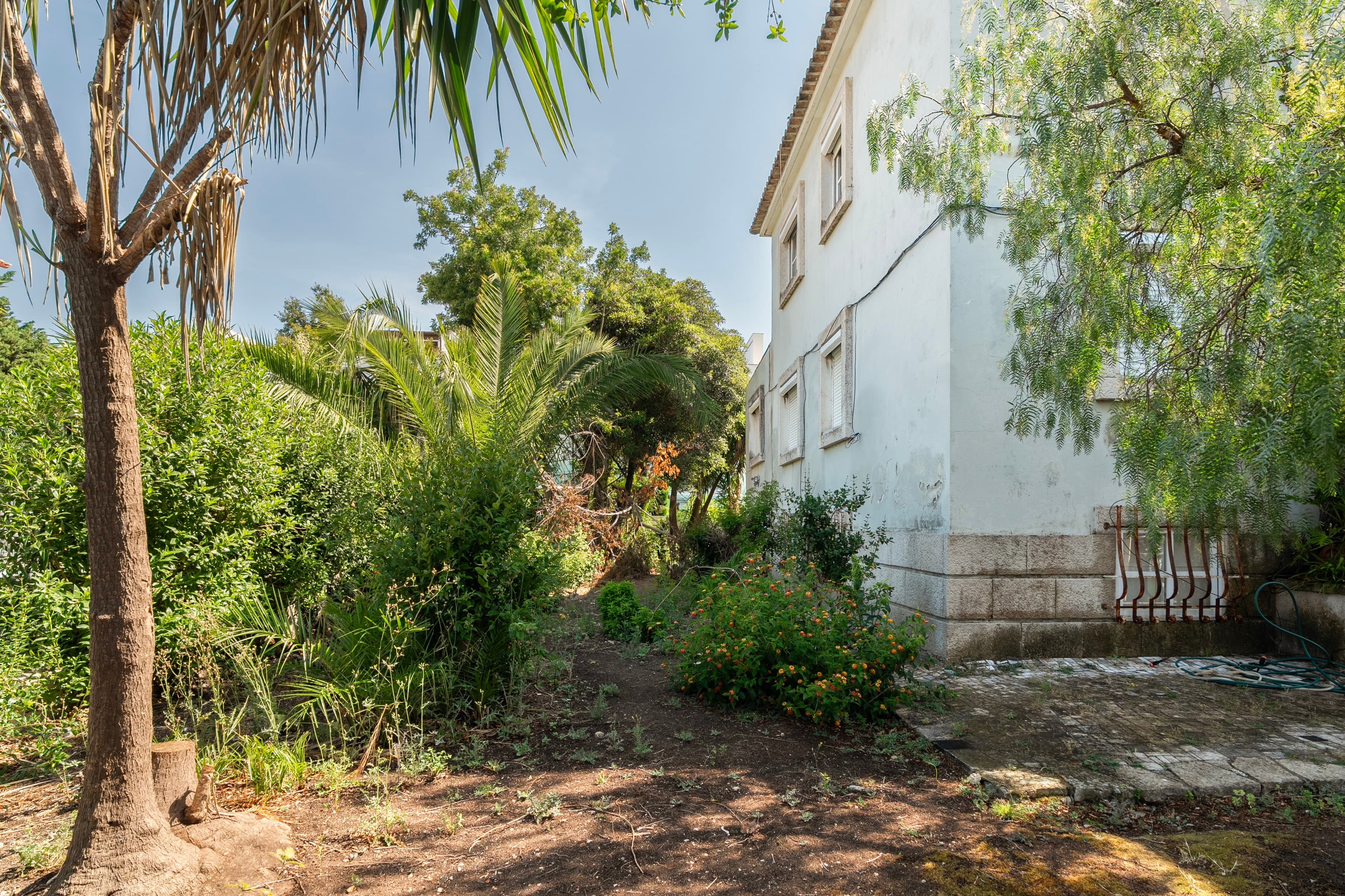 Featured property gallery image