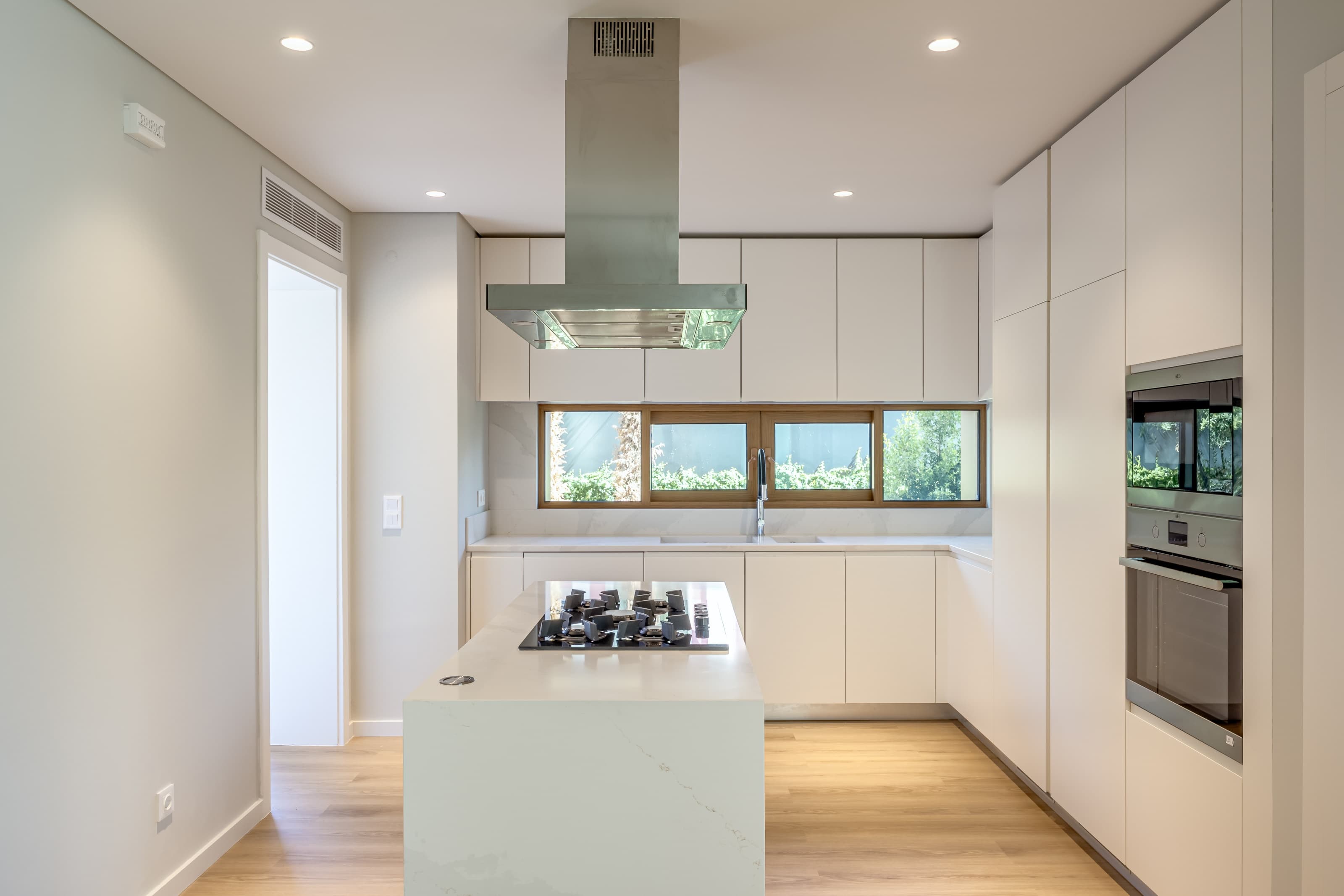 Featured property gallery image