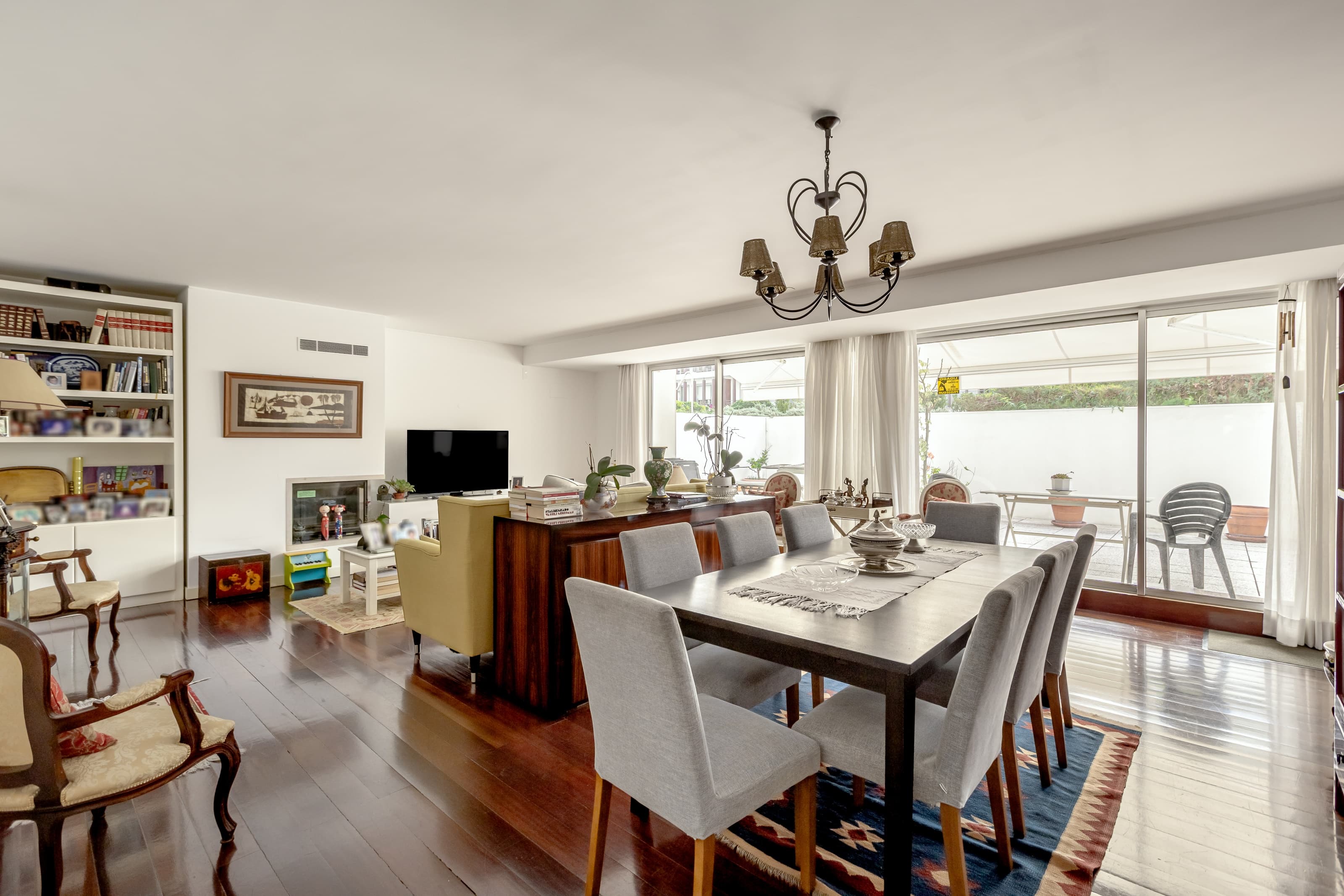 Featured property gallery image