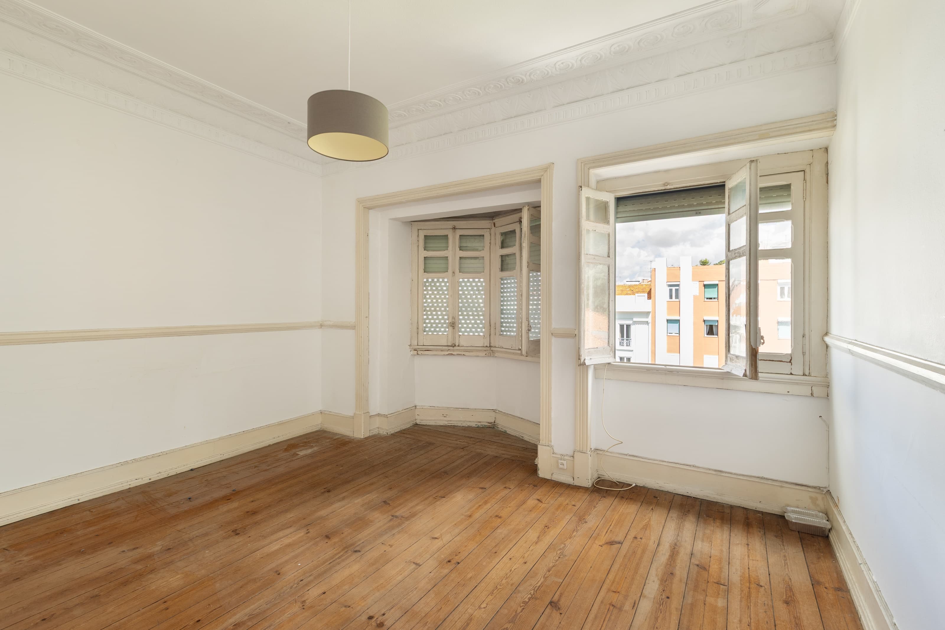 Featured property gallery image