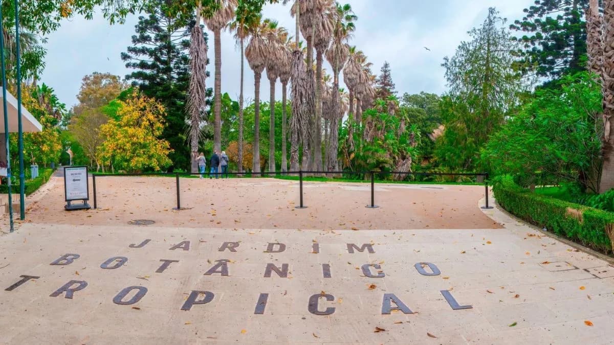 The entrance to the Tropical Botanical Gardens in Belem