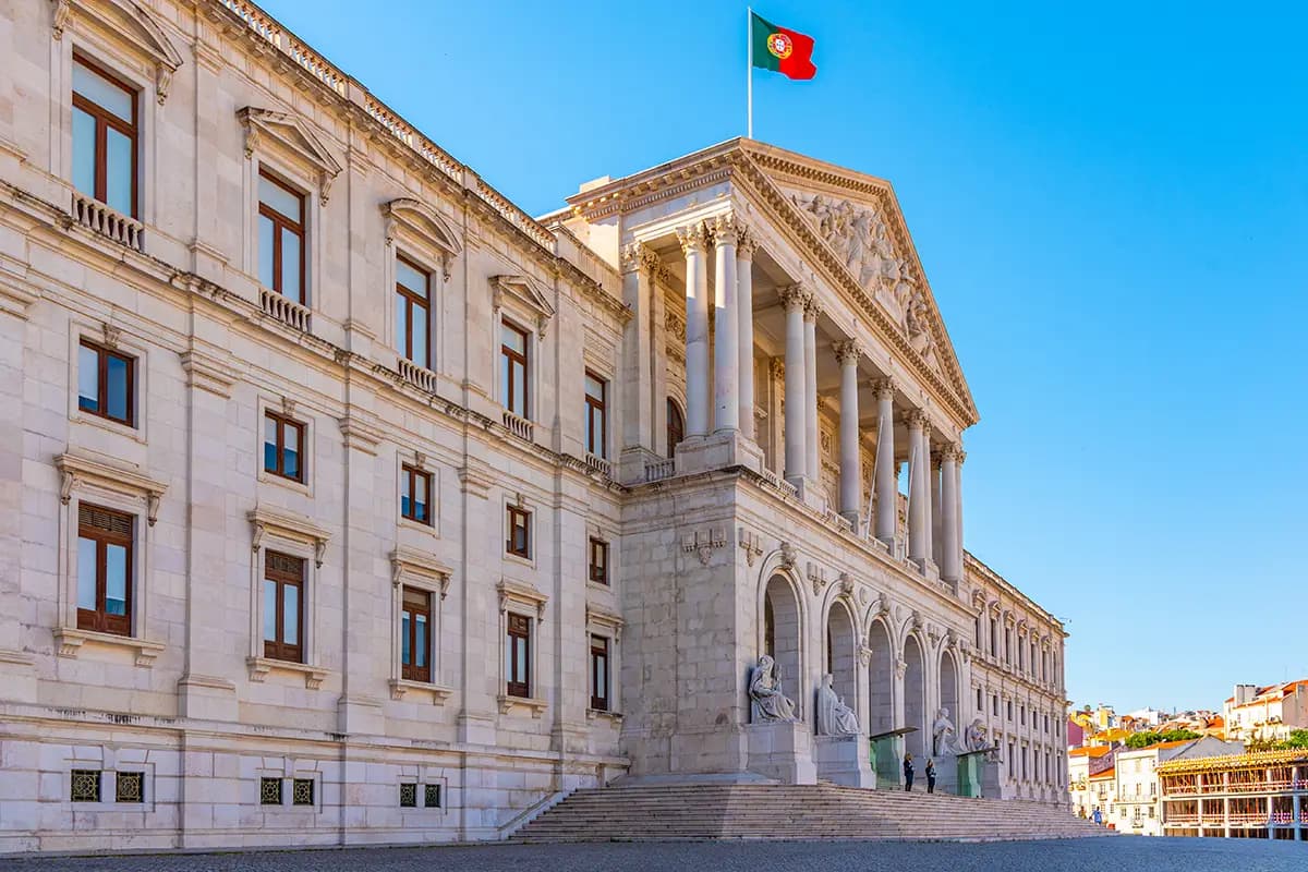 Lei de Imigração e Nacionalidade em Portugal - O Que Muda em 2026