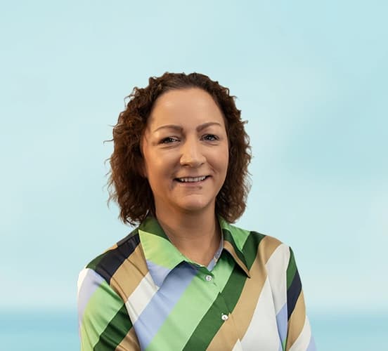 Joanne Smith, Chefe de Pós-Vendas e Operações