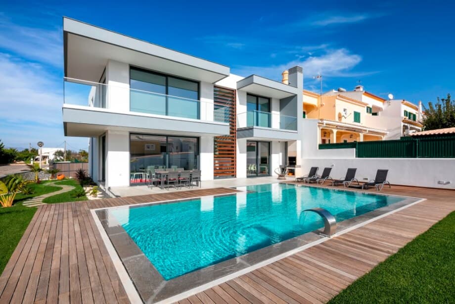 Featured property gallery image