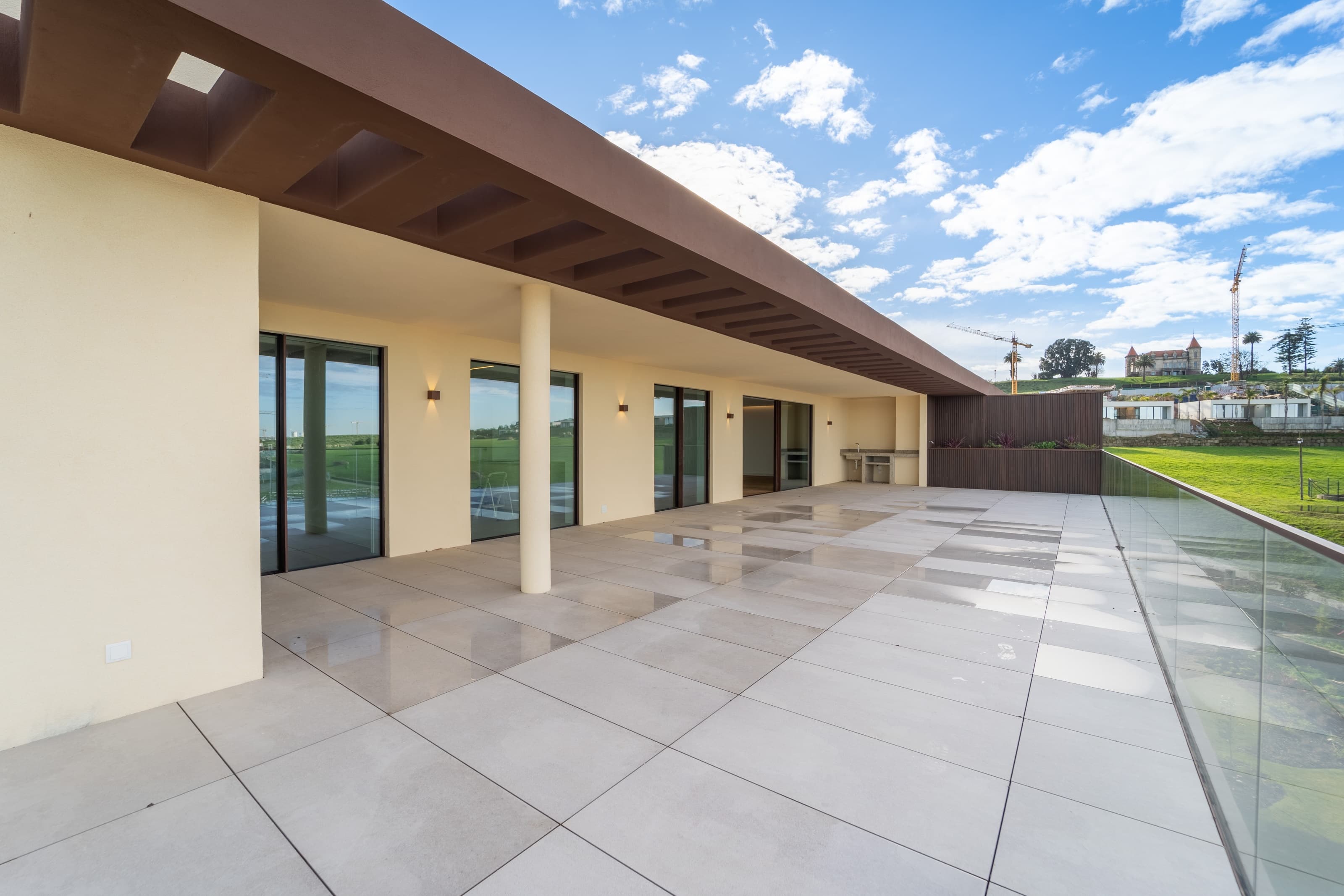 Featured property gallery image